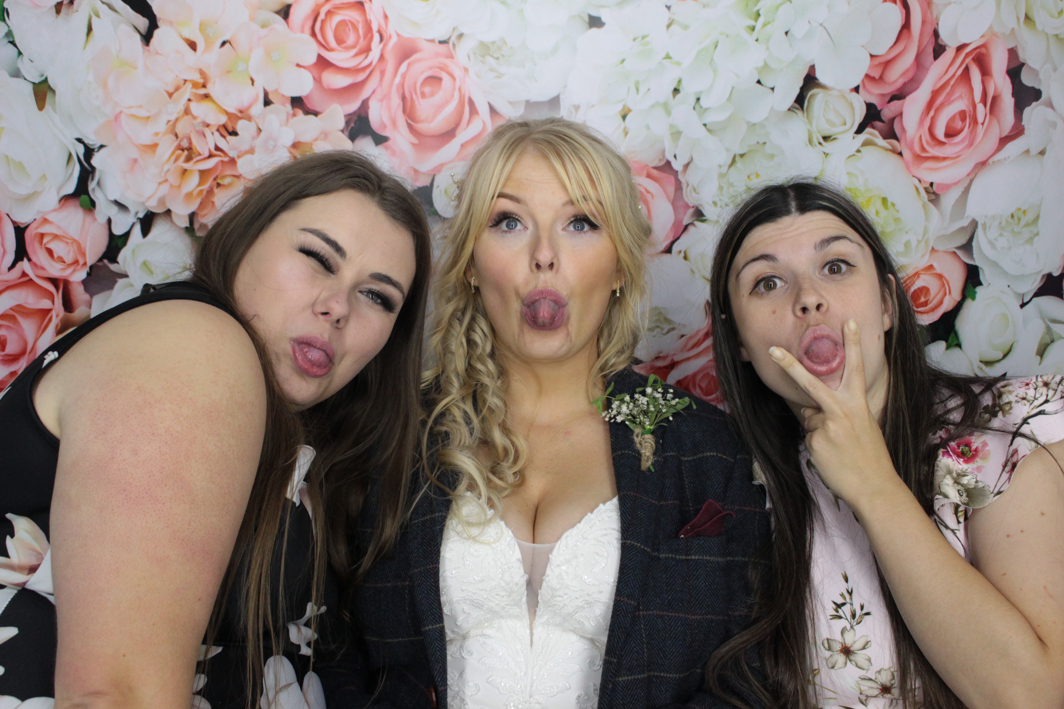 Harry and Hannah's Wedding  | View more photos from the event at gallery.myphotoboothexperience.co.uk/u/MyPhotoBoothExperienceLtd/Harry-and-Hannahs-Wedding