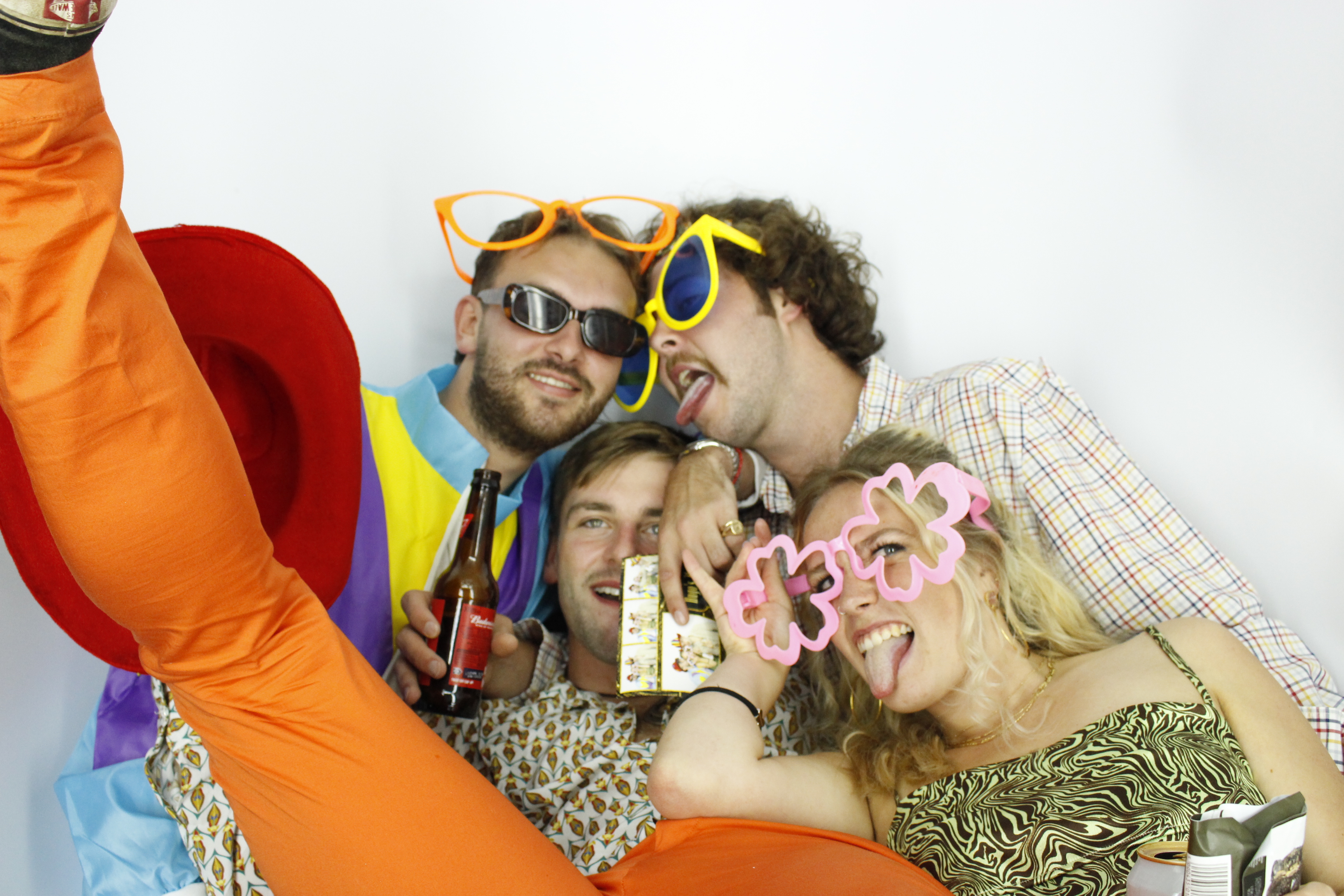 Hugo's 21st Birthday  | View more photos from the event at gallery.myphotoboothexperience.co.uk/u/MyPhotoBoothExperienceLtd/Hugos-21st-Birthday