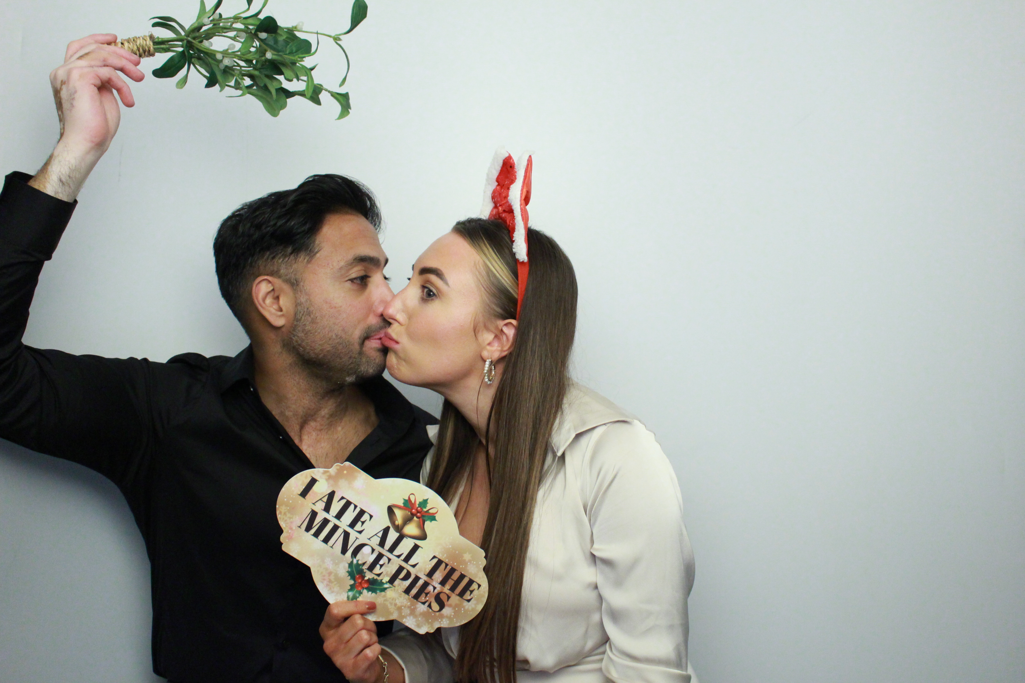 Hyve Christmas Party | View more photos from the event at gallery.myphotoboothexperience.co.uk/u/MyPhotoBoothExperienceLtd/Hyve-Christmas-Party