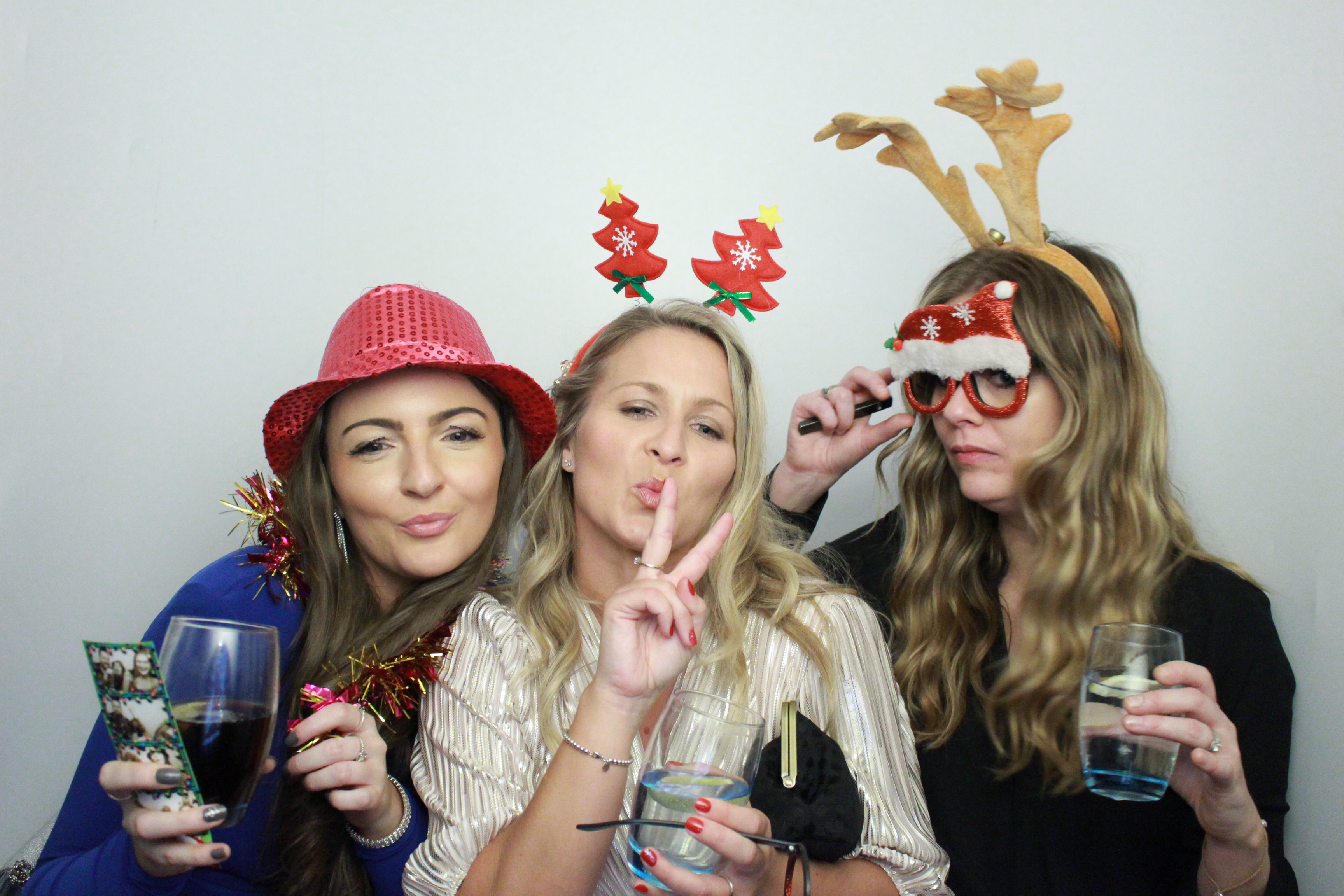 Hyve Christmas Party | View more photos from the event at gallery.myphotoboothexperience.co.uk/u/MyPhotoBoothExperienceLtd/Hyve-Christmas-Party