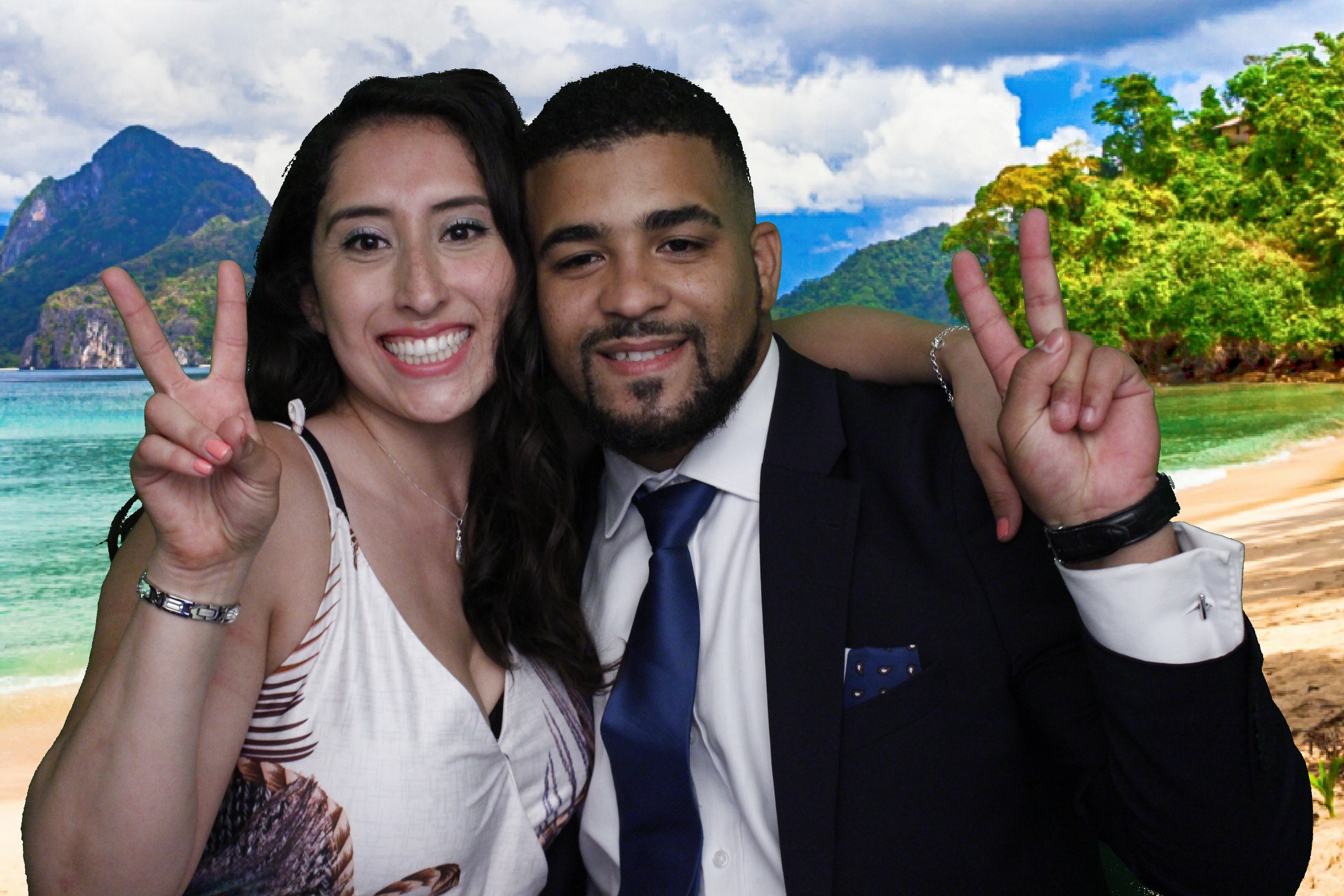 James & Maria's Wedding | View more photos from the event at gallery.myphotoboothexperience.co.uk/u/MyPhotoBoothExperienceLtd/James-Marias-Wedding