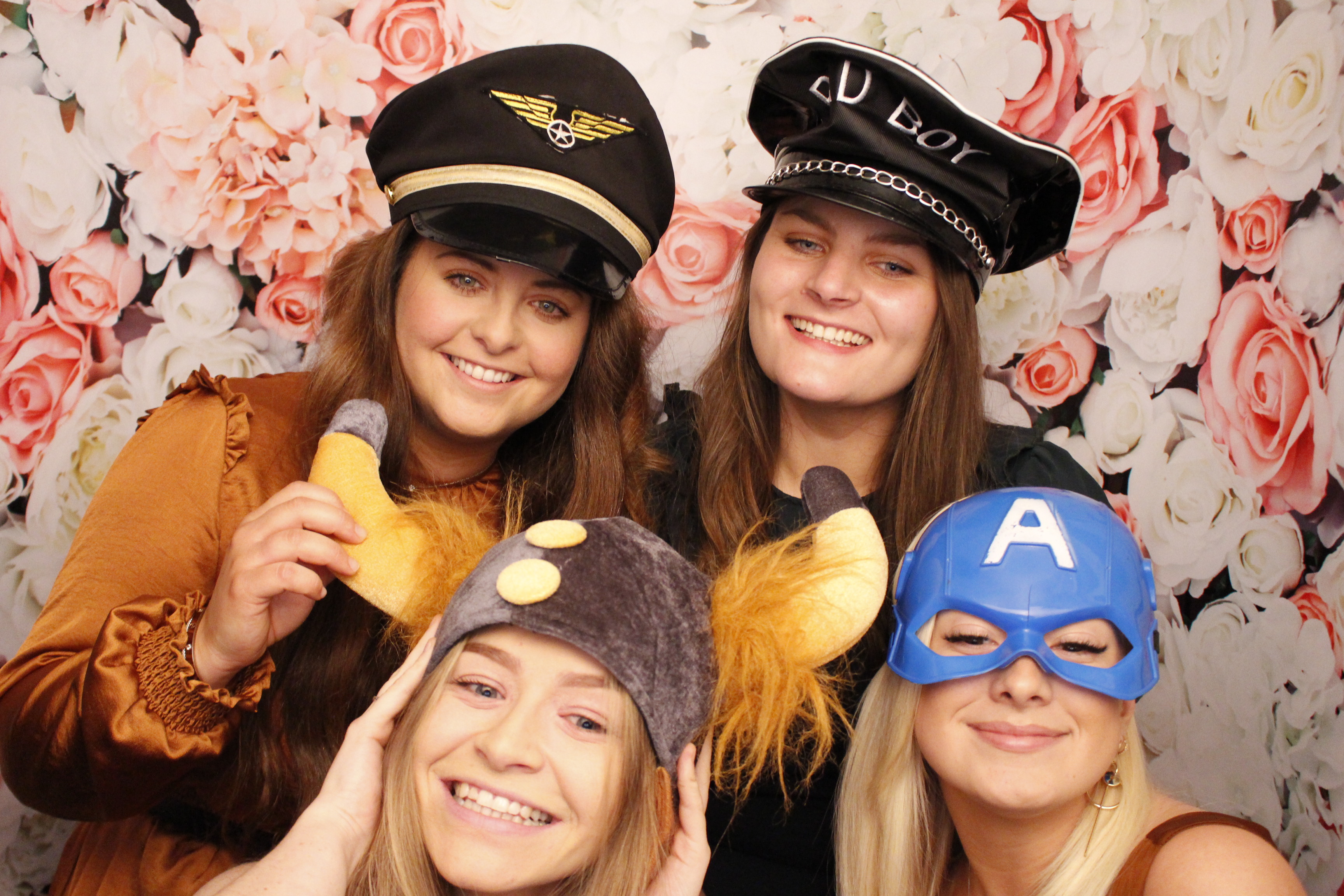Katy & Sam's Wedding | View more photos from the event at gallery.myphotoboothexperience.co.uk/u/MyPhotoBoothExperienceLtd/Katy-Sams-Wedding