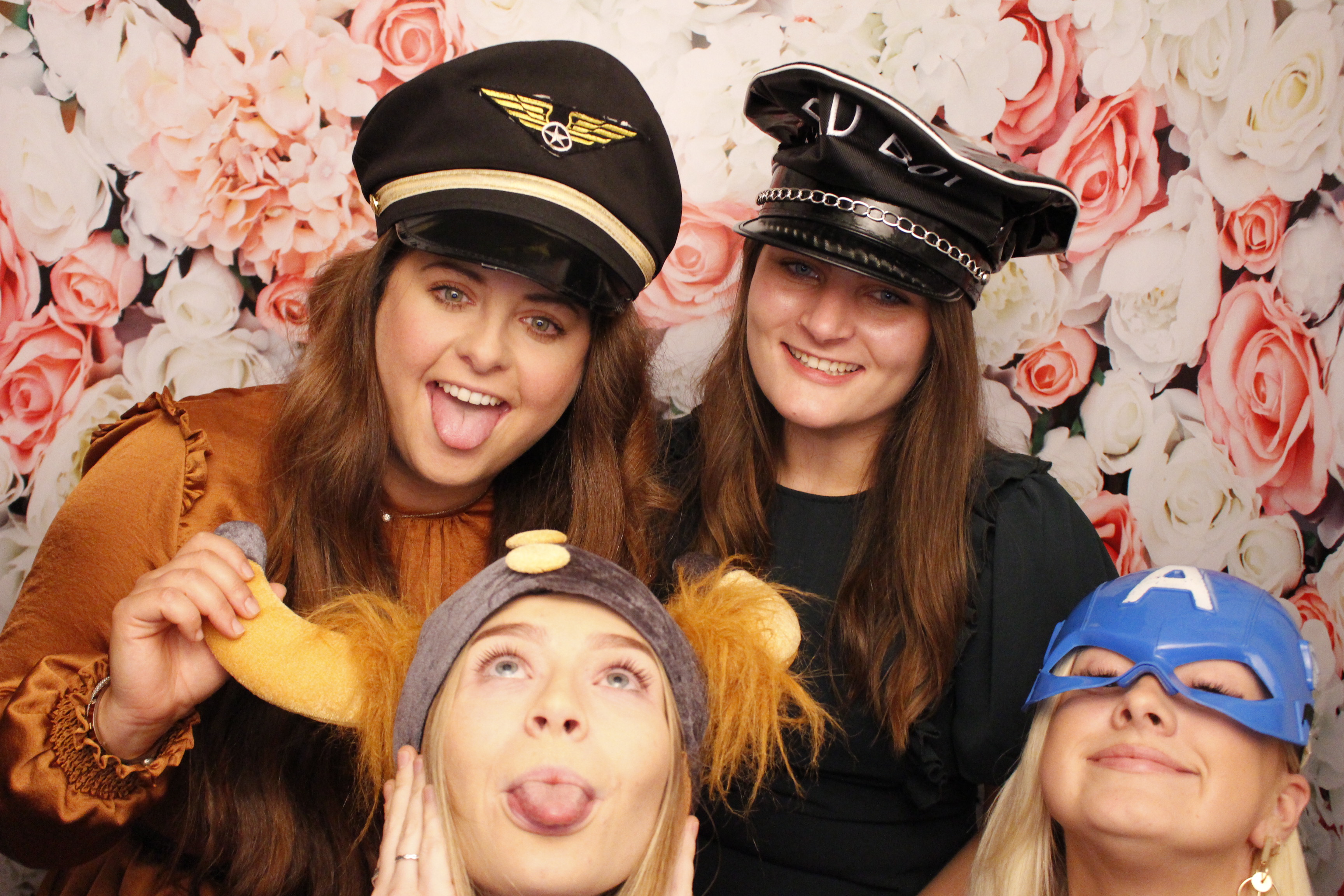 Katy & Sam's Wedding | View more photos from the event at gallery.myphotoboothexperience.co.uk/u/MyPhotoBoothExperienceLtd/Katy-Sams-Wedding