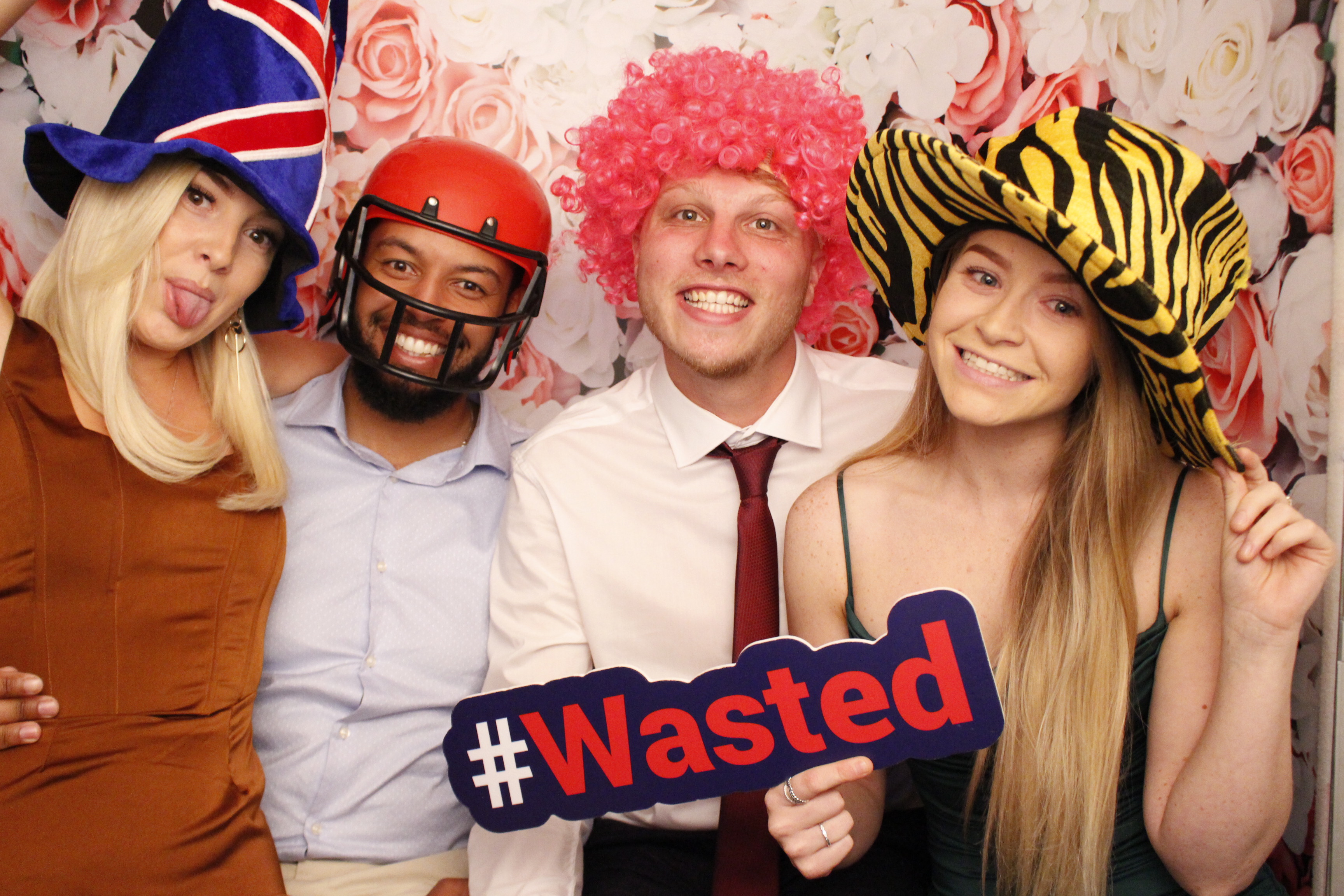 Katy & Sam's Wedding | View more photos from the event at gallery.myphotoboothexperience.co.uk/u/MyPhotoBoothExperienceLtd/Katy-Sams-Wedding