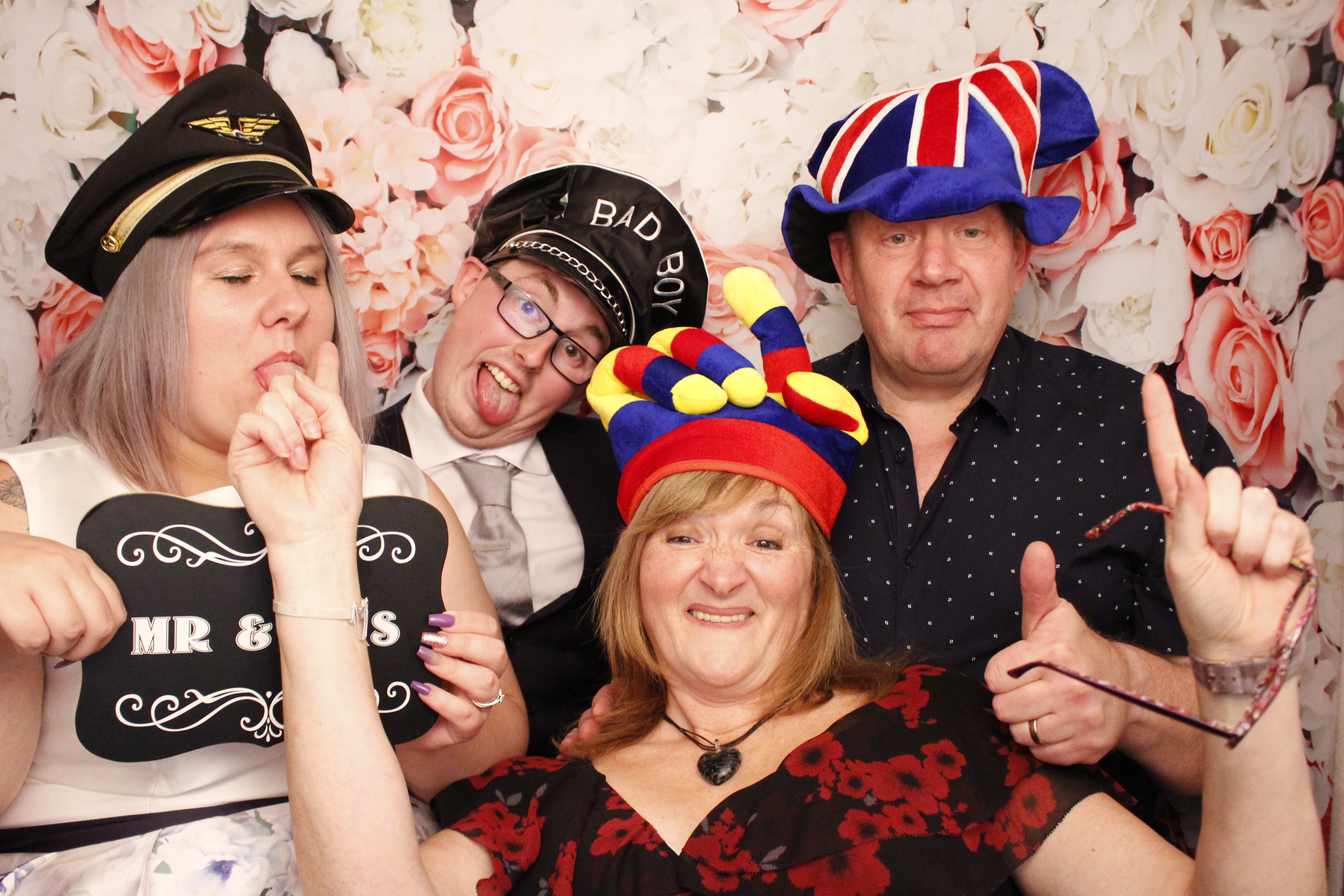 Katy & Sam's Wedding | View more photos from the event at gallery.myphotoboothexperience.co.uk/u/MyPhotoBoothExperienceLtd/Katy-Sams-Wedding