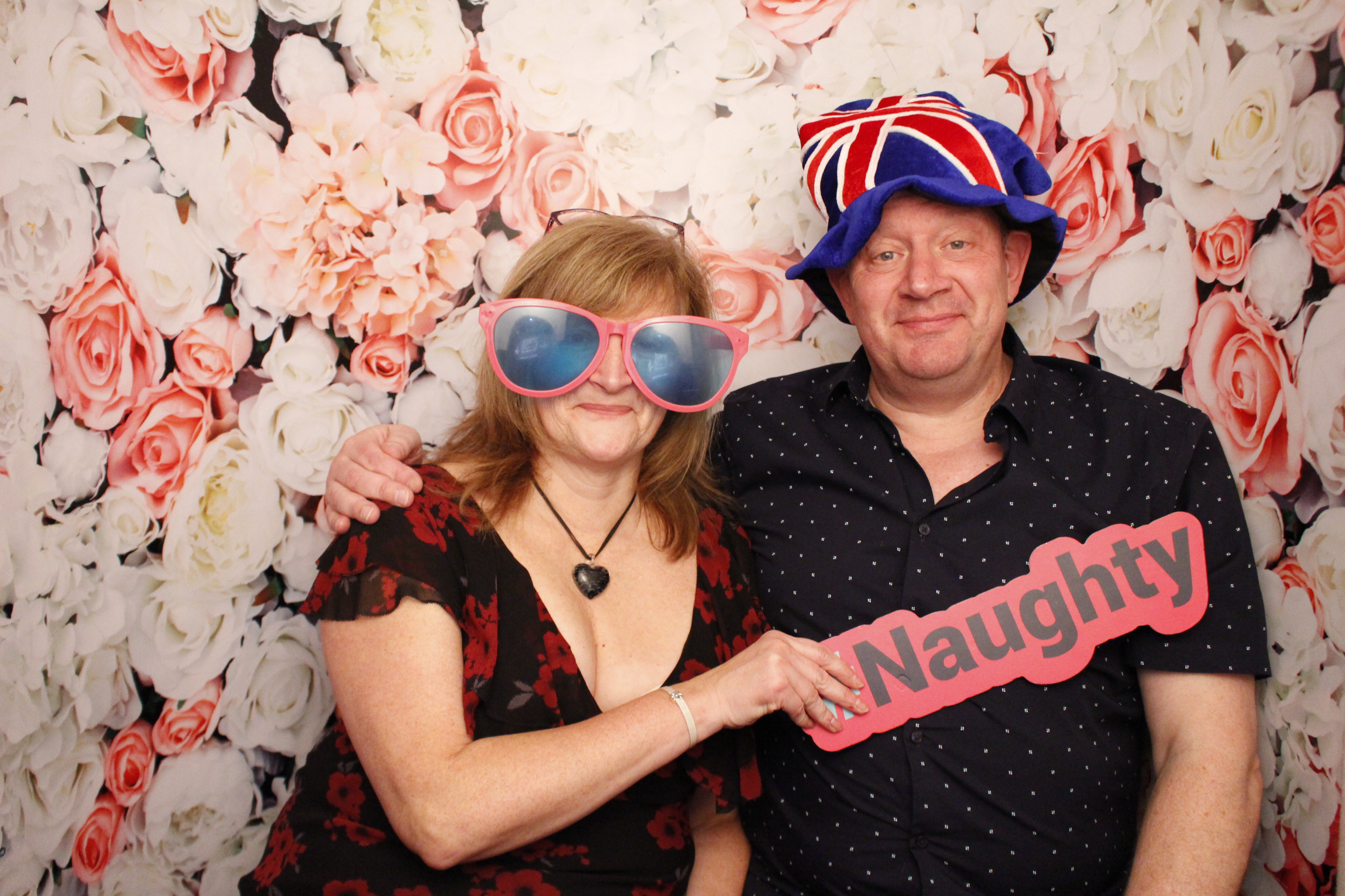 Katy & Sam's Wedding | View more photos from the event at gallery.myphotoboothexperience.co.uk/u/MyPhotoBoothExperienceLtd/Katy-Sams-Wedding