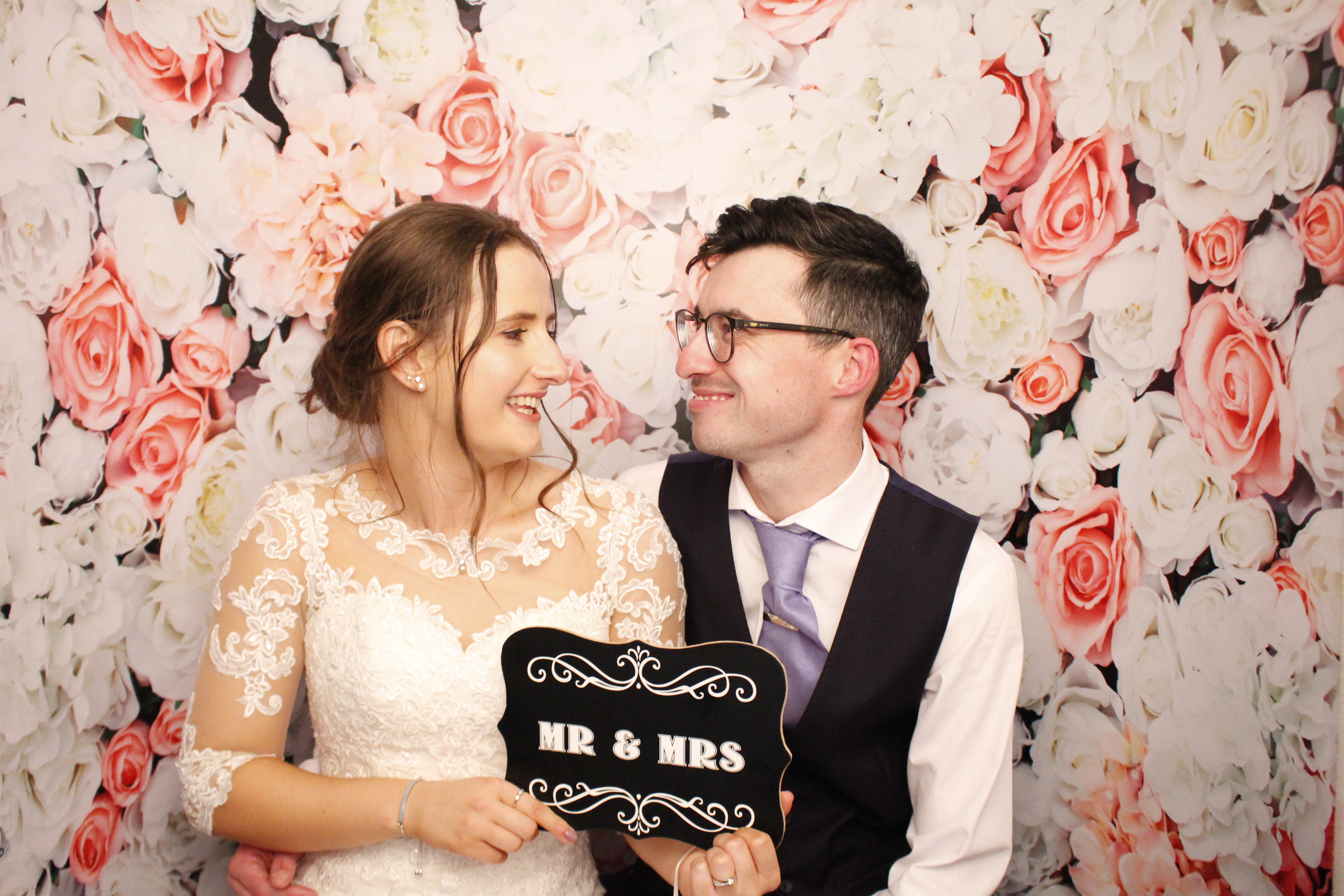 Katy & Sam's Wedding | View more photos from the event at gallery.myphotoboothexperience.co.uk/u/MyPhotoBoothExperienceLtd/Katy-Sams-Wedding