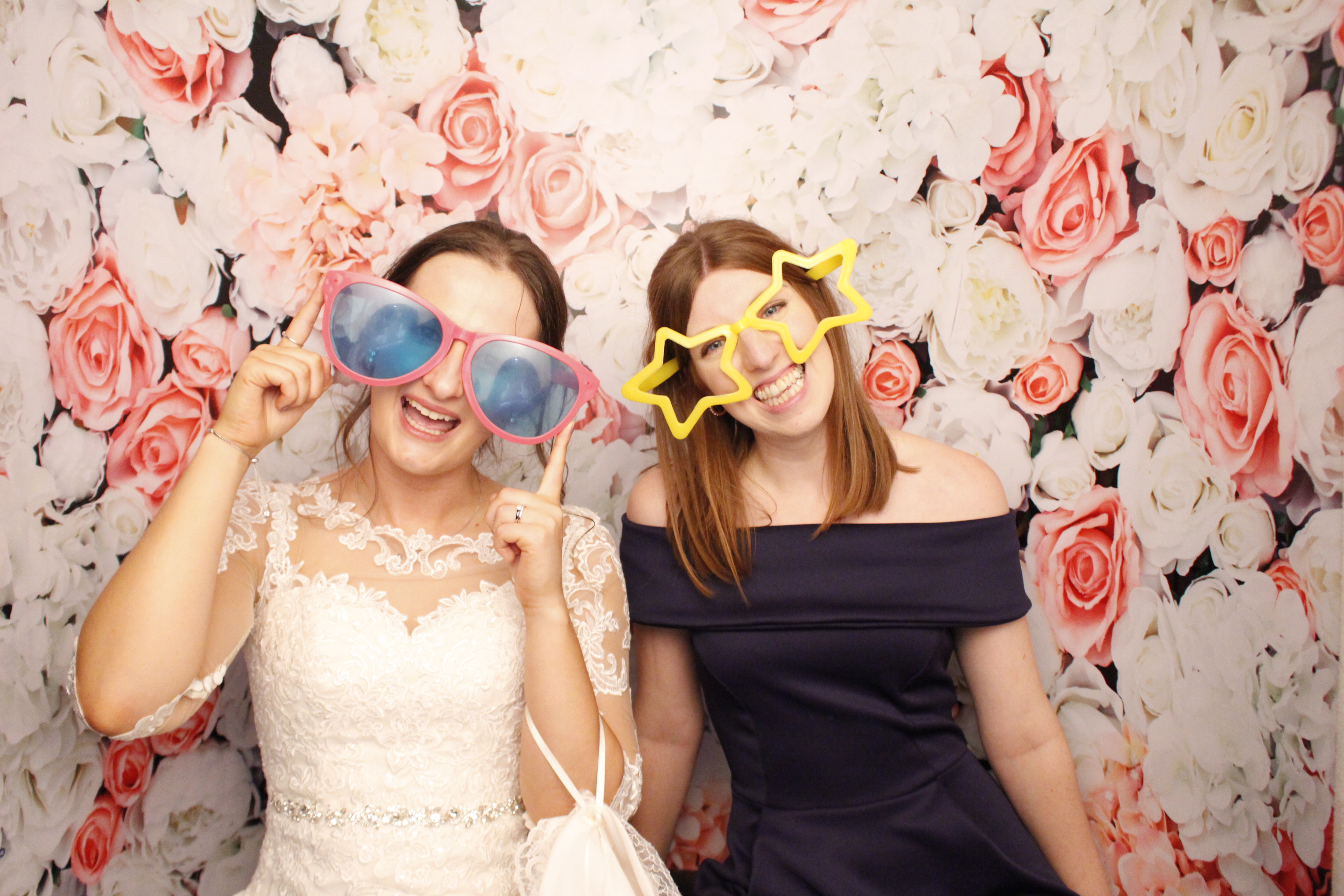 Katy & Sam's Wedding | View more photos from the event at gallery.myphotoboothexperience.co.uk/u/MyPhotoBoothExperienceLtd/Katy-Sams-Wedding