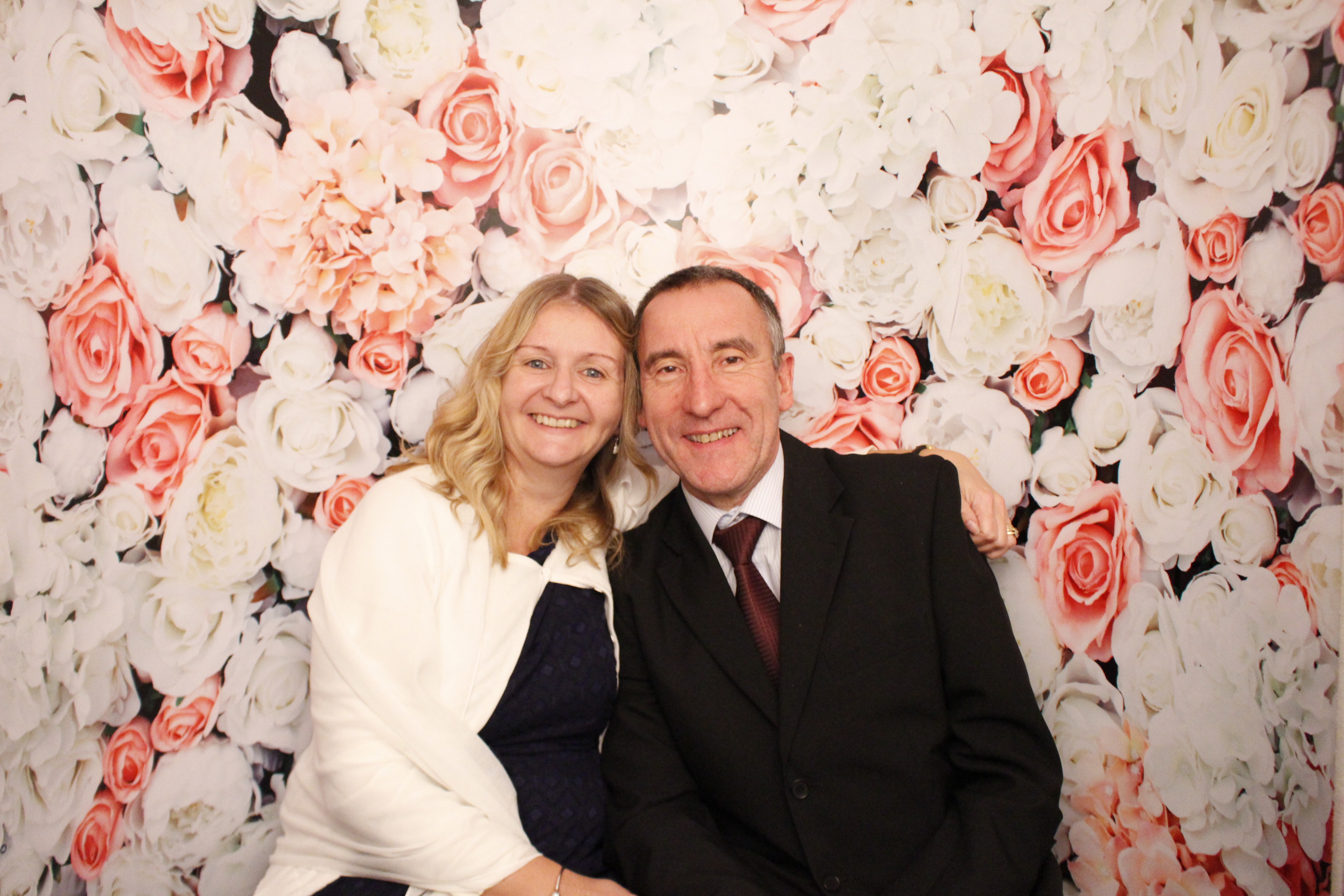 Katy & Sam's Wedding | View more photos from the event at gallery.myphotoboothexperience.co.uk/u/MyPhotoBoothExperienceLtd/Katy-Sams-Wedding