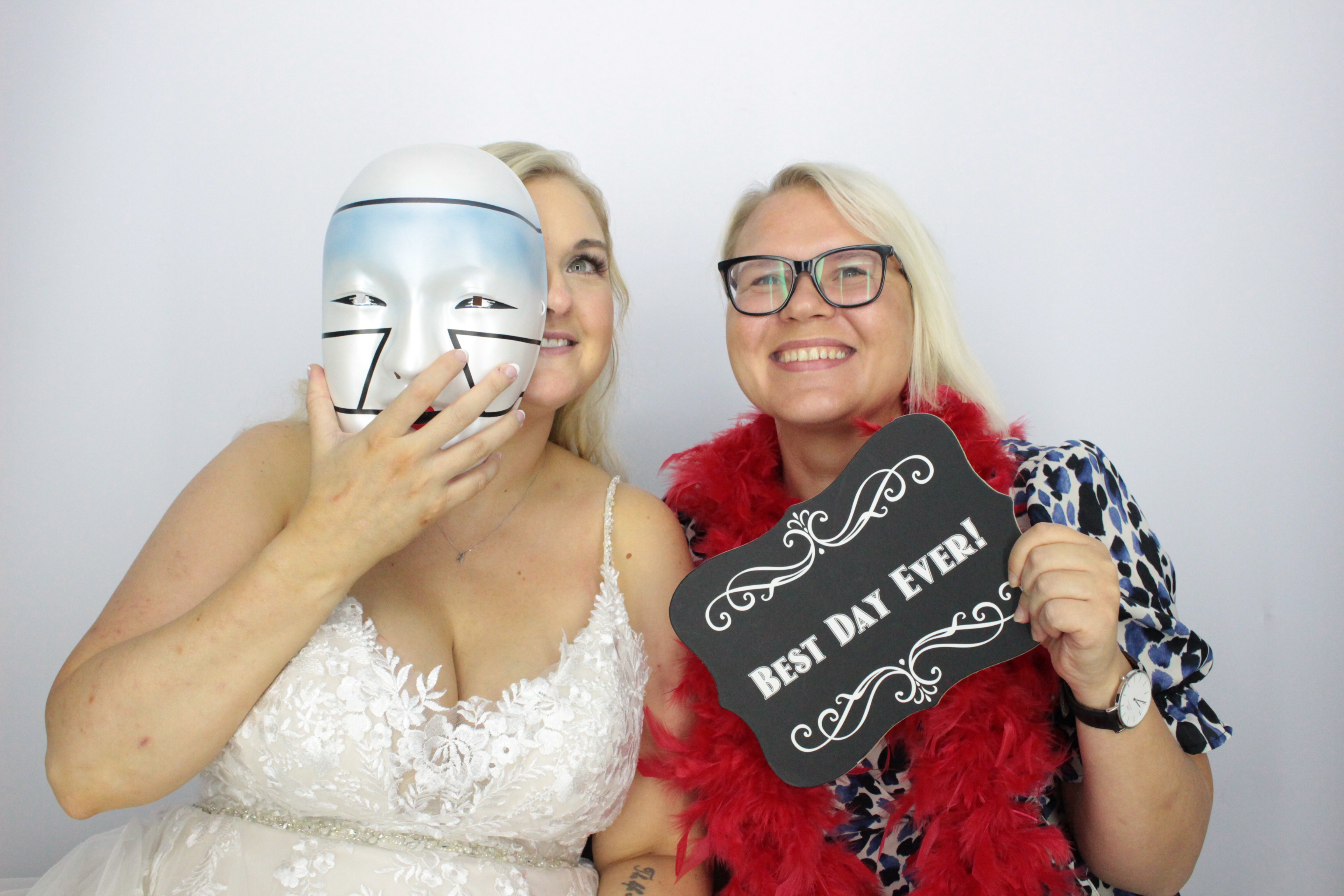 Kirsty and Ben's Wedding  | View more photos from the event at gallery.myphotoboothexperience.co.uk/u/MyPhotoBoothExperienceLtd/Kirsty-and-Bens-Wedding