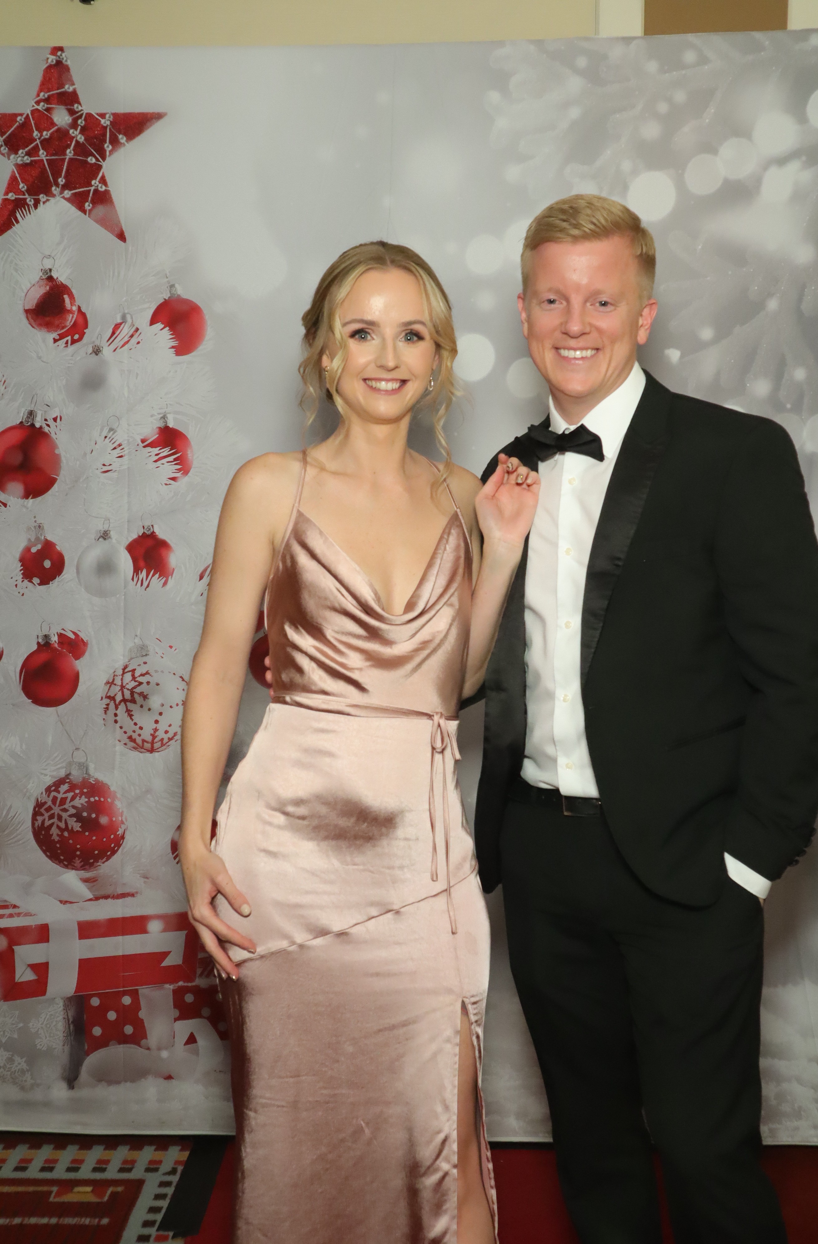 LashBase Christmas Party 2021 | View more photos from the event at gallery.myphotoboothexperience.co.uk/u/MyPhotoBoothExperienceLtd/LashBase-Christmas-Party-2021