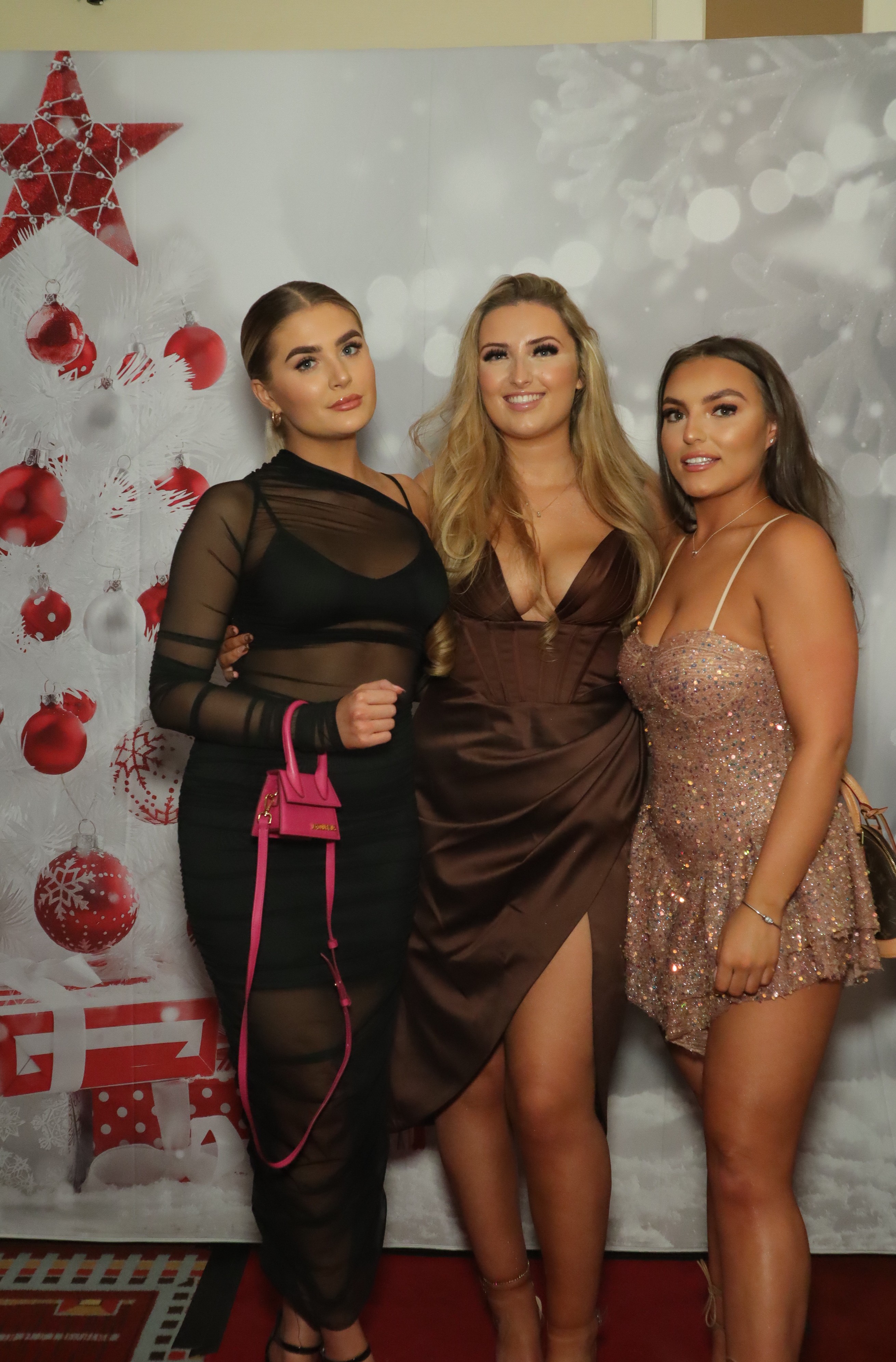 LashBase Christmas Party 2021 | View more photos from the event at gallery.myphotoboothexperience.co.uk/u/MyPhotoBoothExperienceLtd/LashBase-Christmas-Party-2021