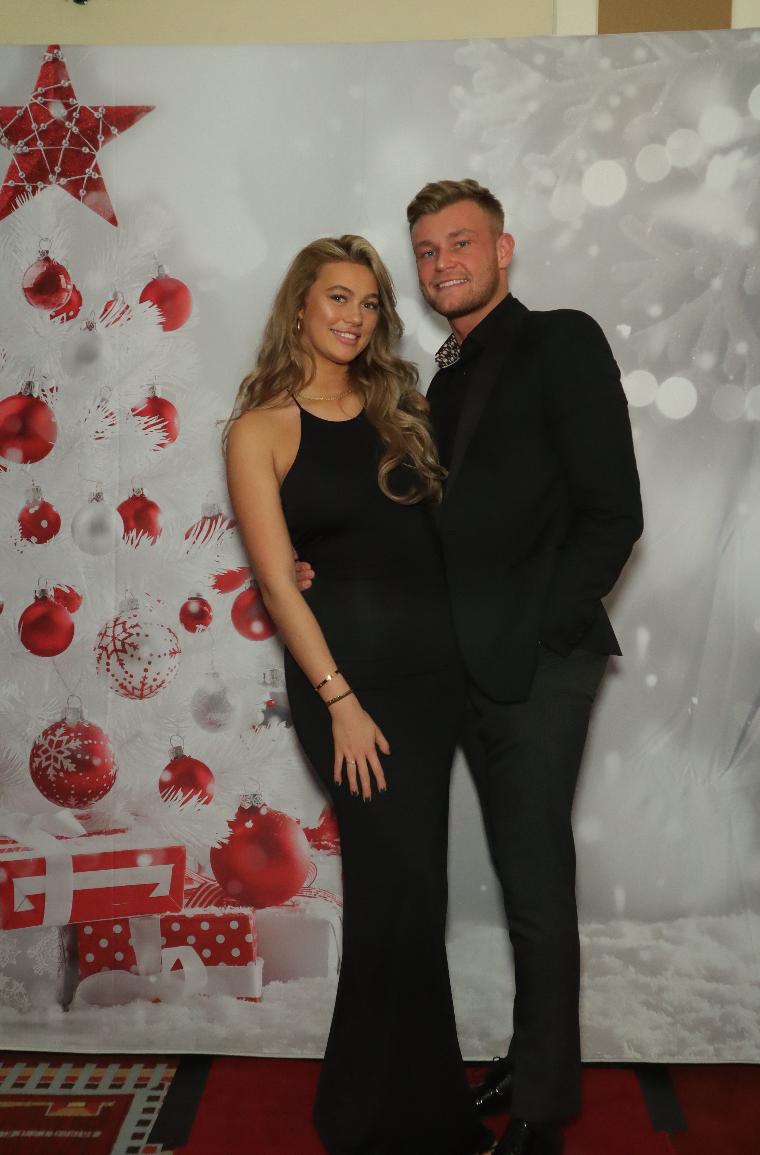 LashBase Christmas Party 2021 | View more photos from the event at gallery.myphotoboothexperience.co.uk/u/MyPhotoBoothExperienceLtd/LashBase-Christmas-Party-2021