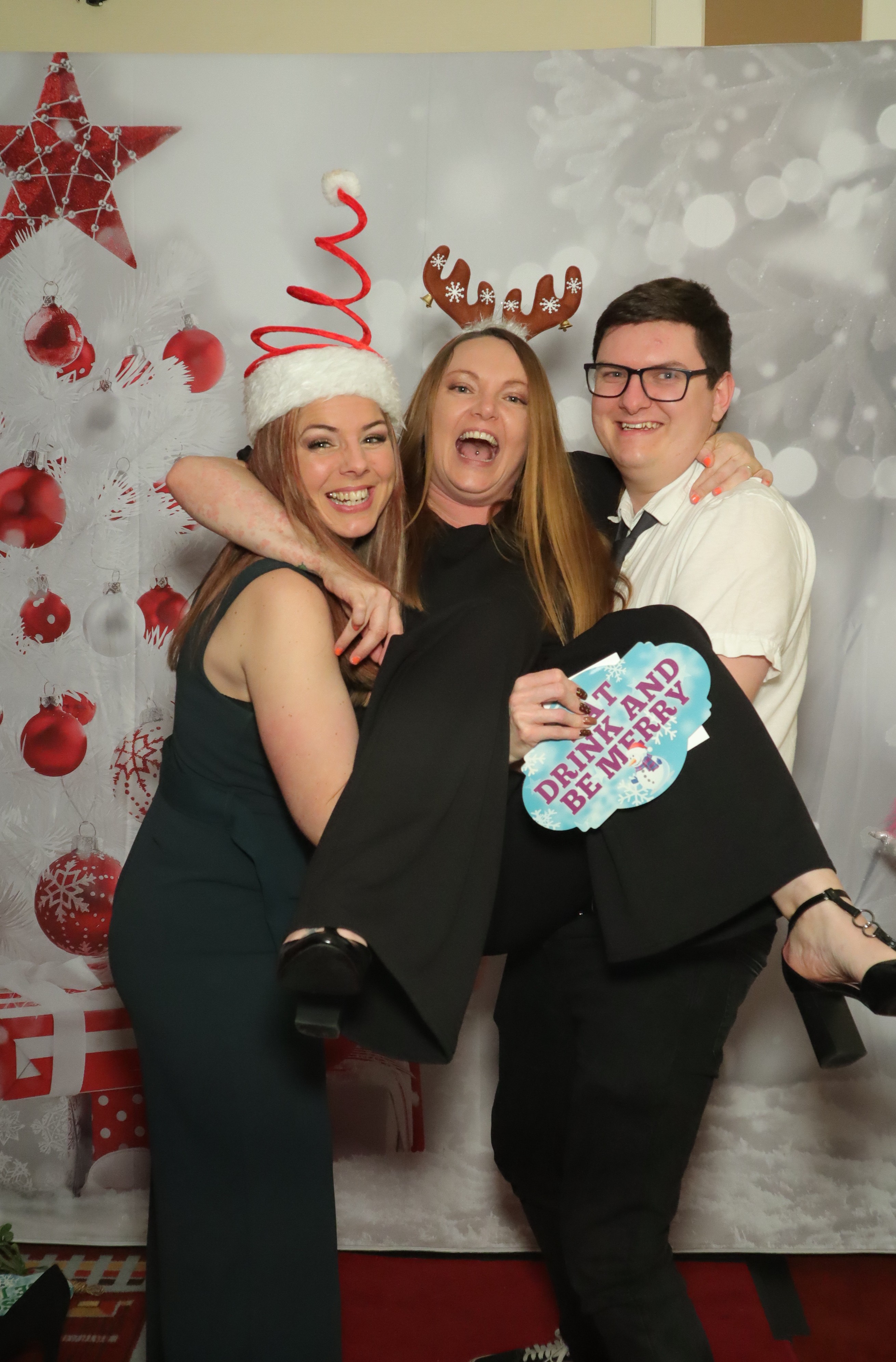 LashBase Christmas Party 2021 | View more photos from the event at gallery.myphotoboothexperience.co.uk/u/MyPhotoBoothExperienceLtd/LashBase-Christmas-Party-2021