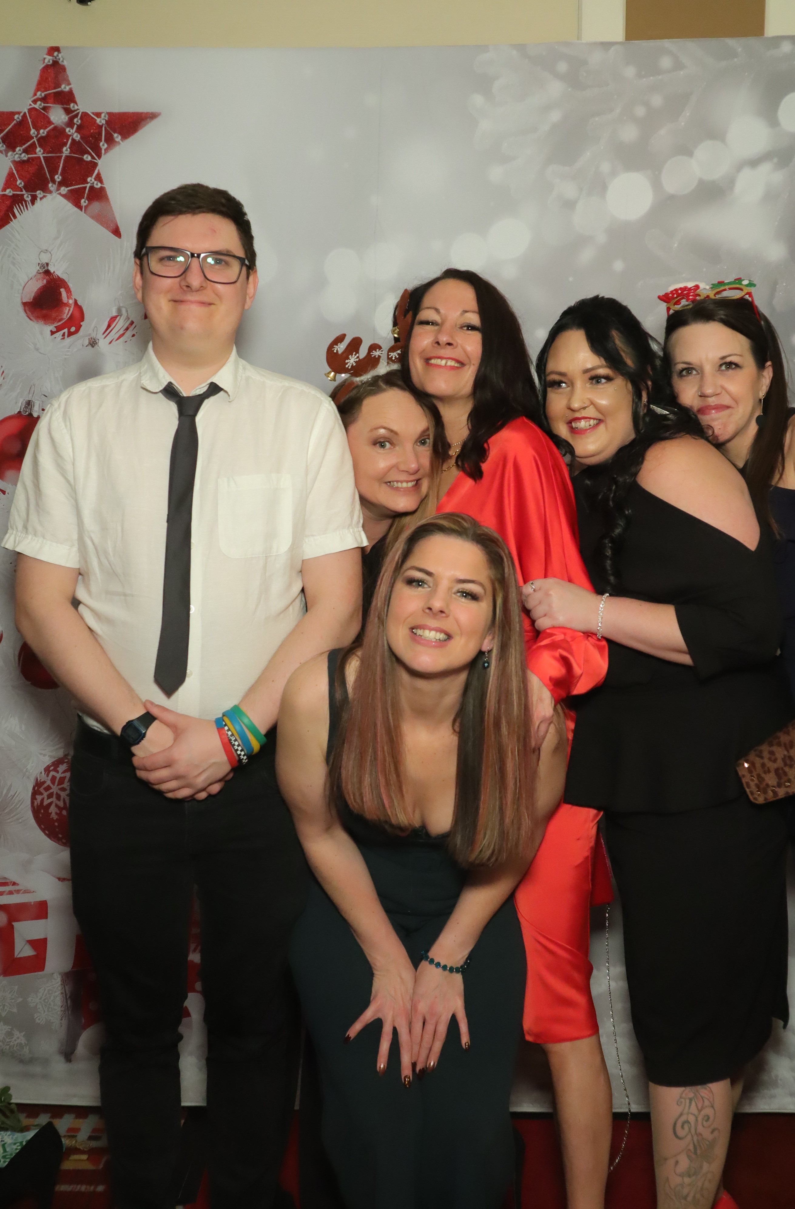 LashBase Christmas Party 2021 | View more photos from the event at gallery.myphotoboothexperience.co.uk/u/MyPhotoBoothExperienceLtd/LashBase-Christmas-Party-2021