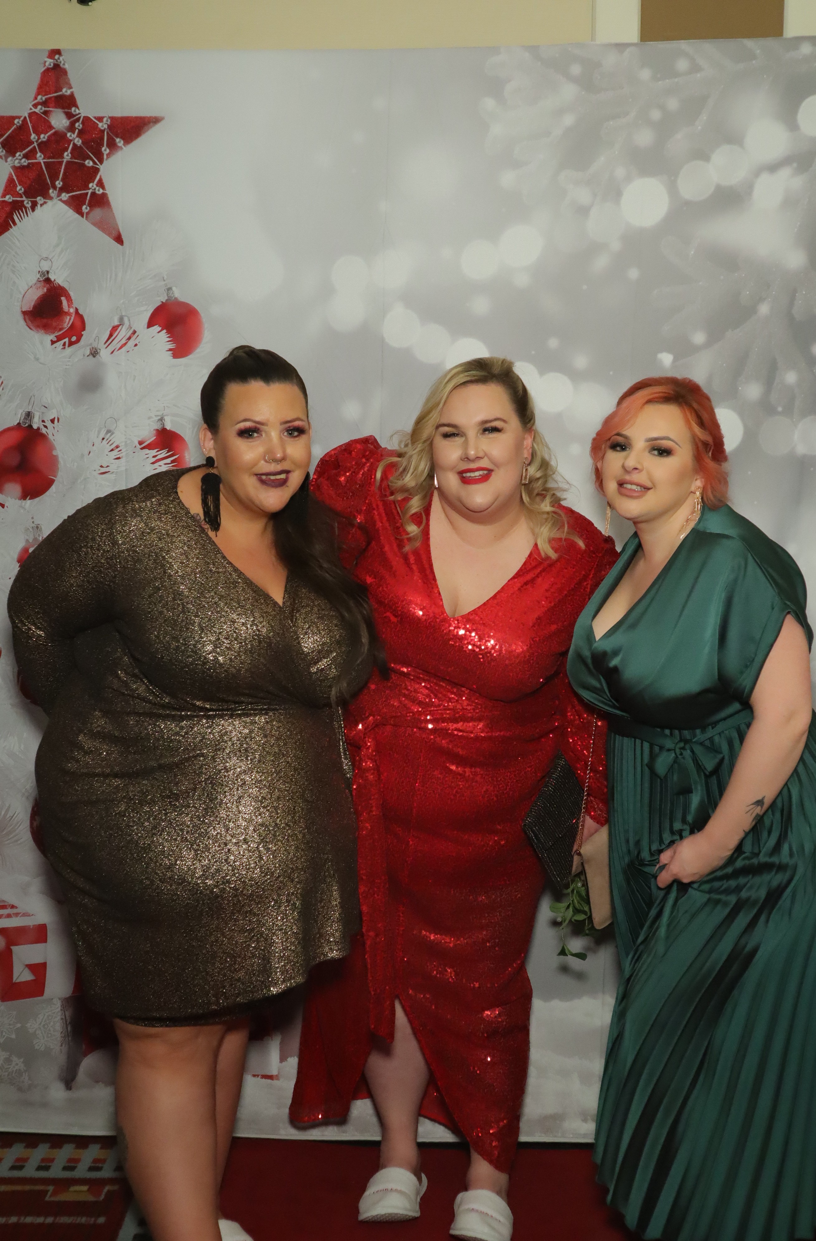 LashBase Christmas Party 2021 | View more photos from the event at gallery.myphotoboothexperience.co.uk/u/MyPhotoBoothExperienceLtd/LashBase-Christmas-Party-2021