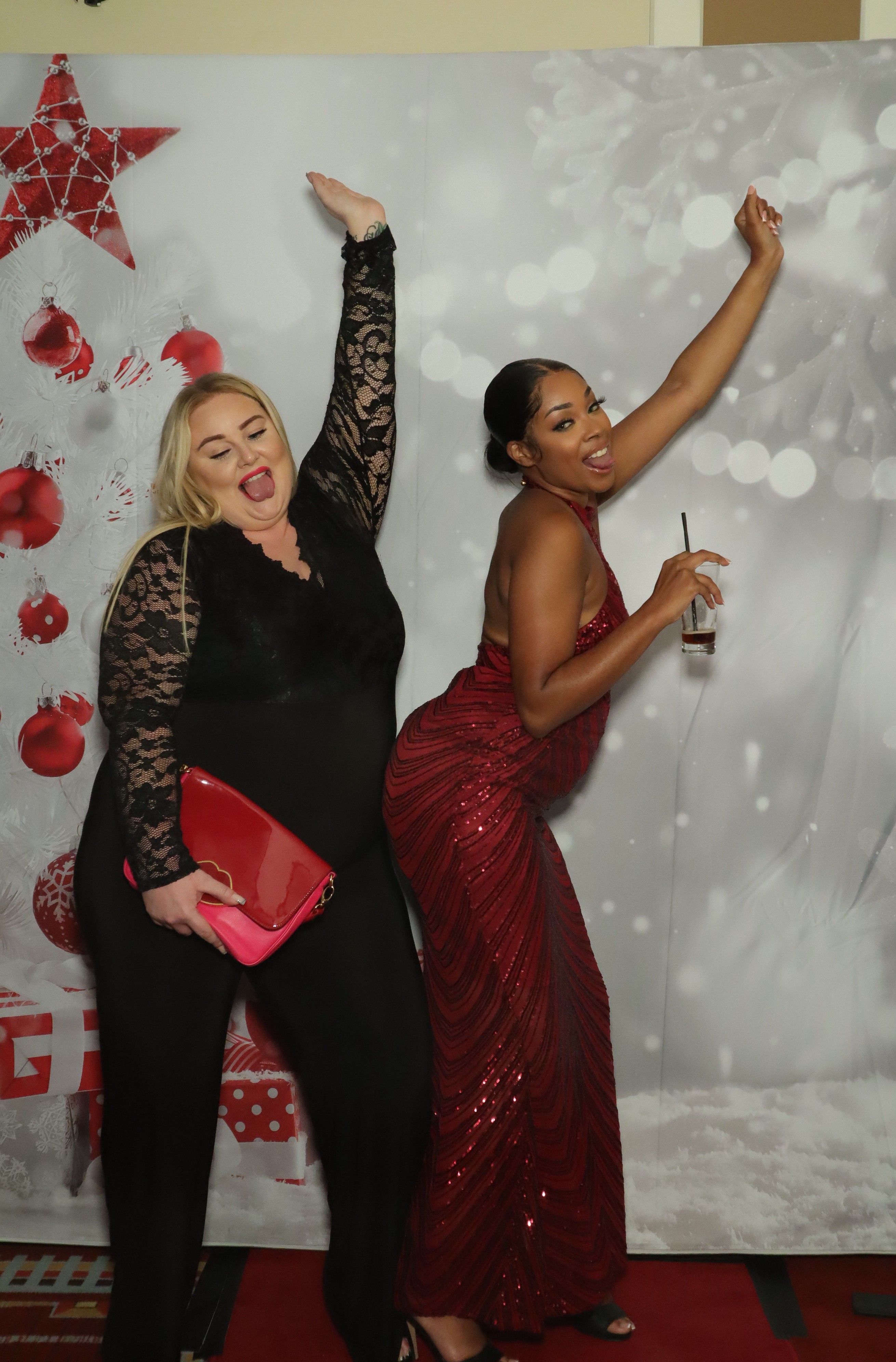 LashBase Christmas Party 2021 | View more photos from the event at gallery.myphotoboothexperience.co.uk/u/MyPhotoBoothExperienceLtd/LashBase-Christmas-Party-2021