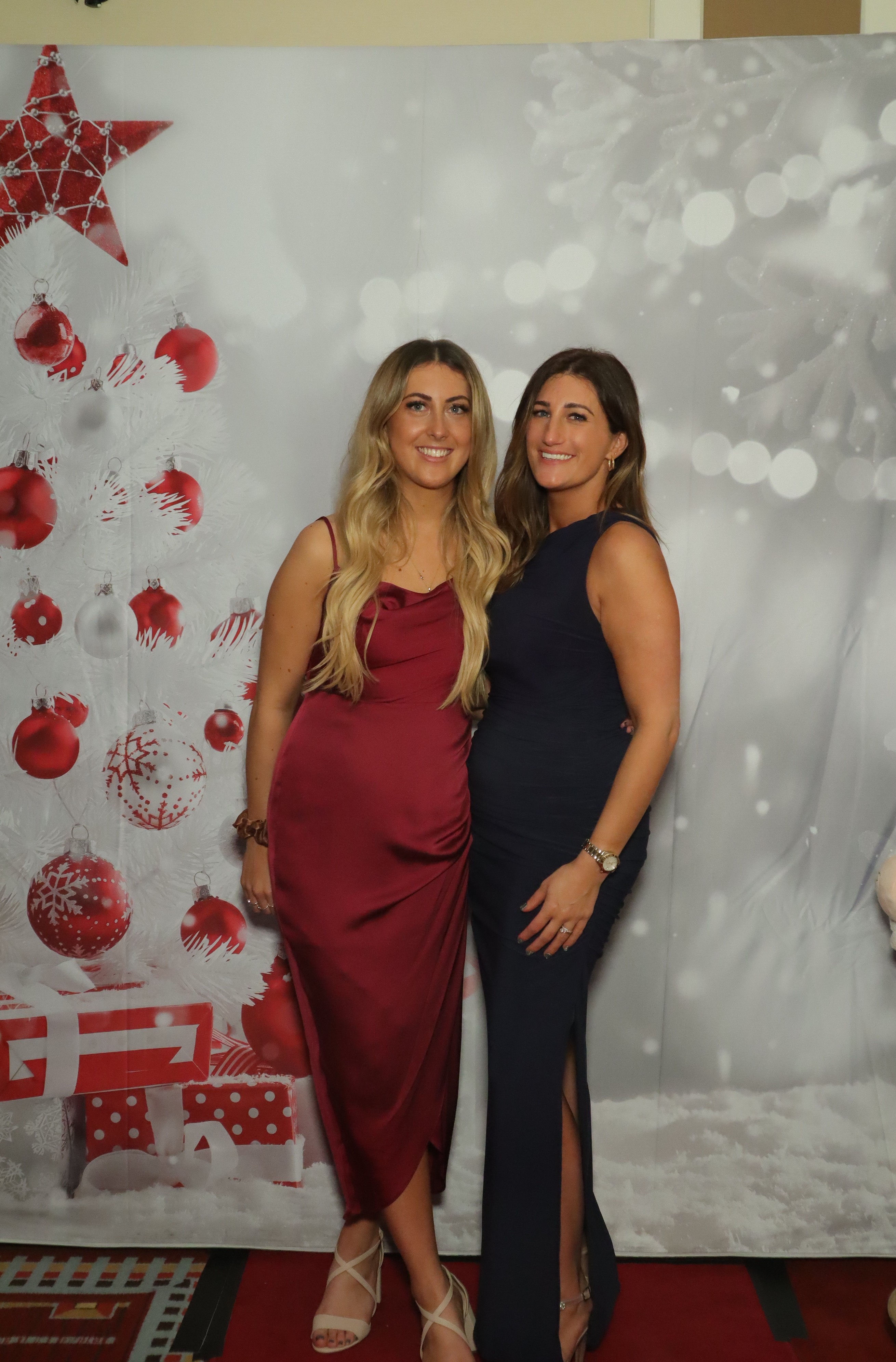LashBase Christmas Party 2021 | View more photos from the event at gallery.myphotoboothexperience.co.uk/u/MyPhotoBoothExperienceLtd/LashBase-Christmas-Party-2021