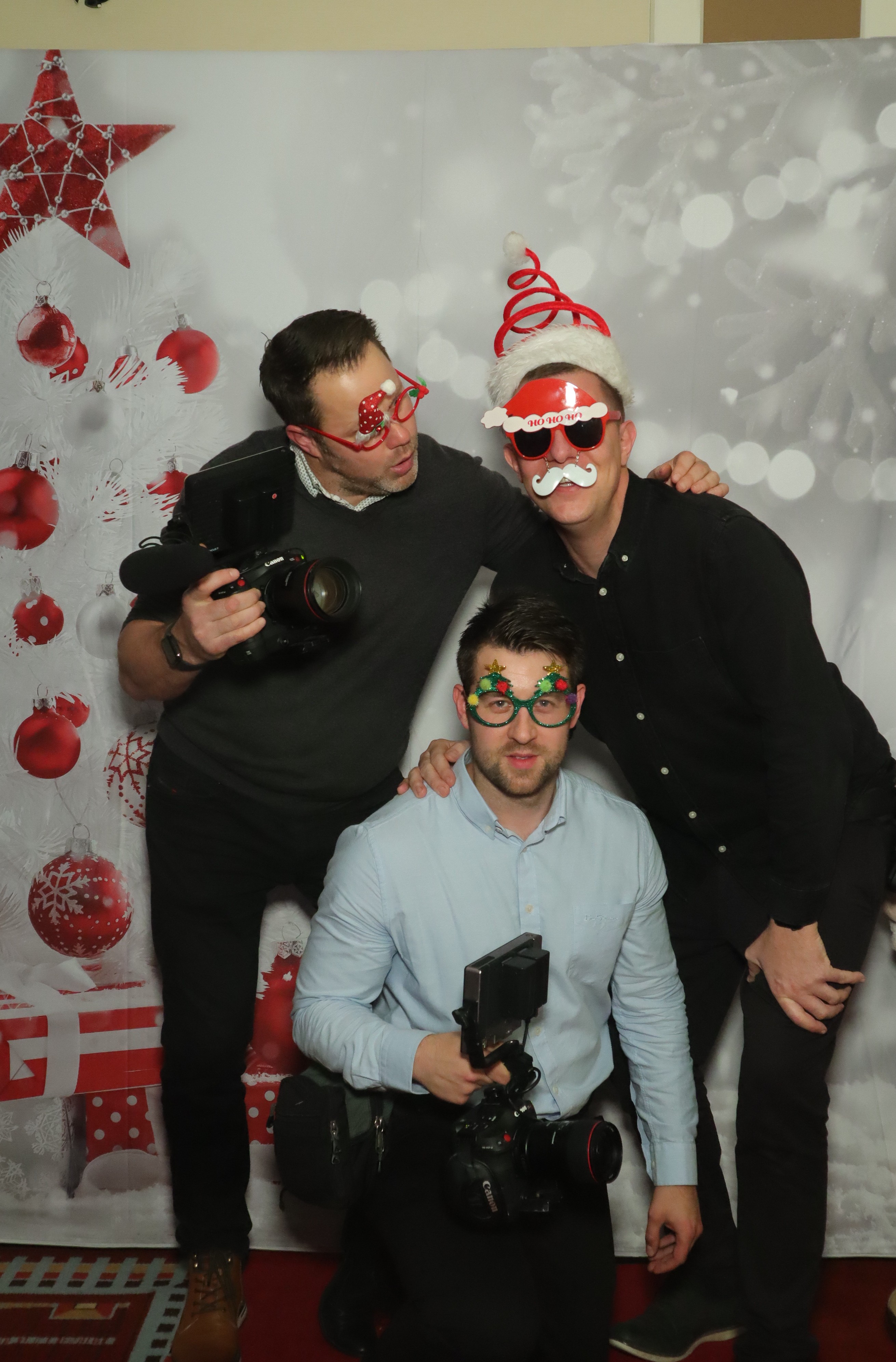 LashBase Christmas Party 2021 | View more photos from the event at gallery.myphotoboothexperience.co.uk/u/MyPhotoBoothExperienceLtd/LashBase-Christmas-Party-2021