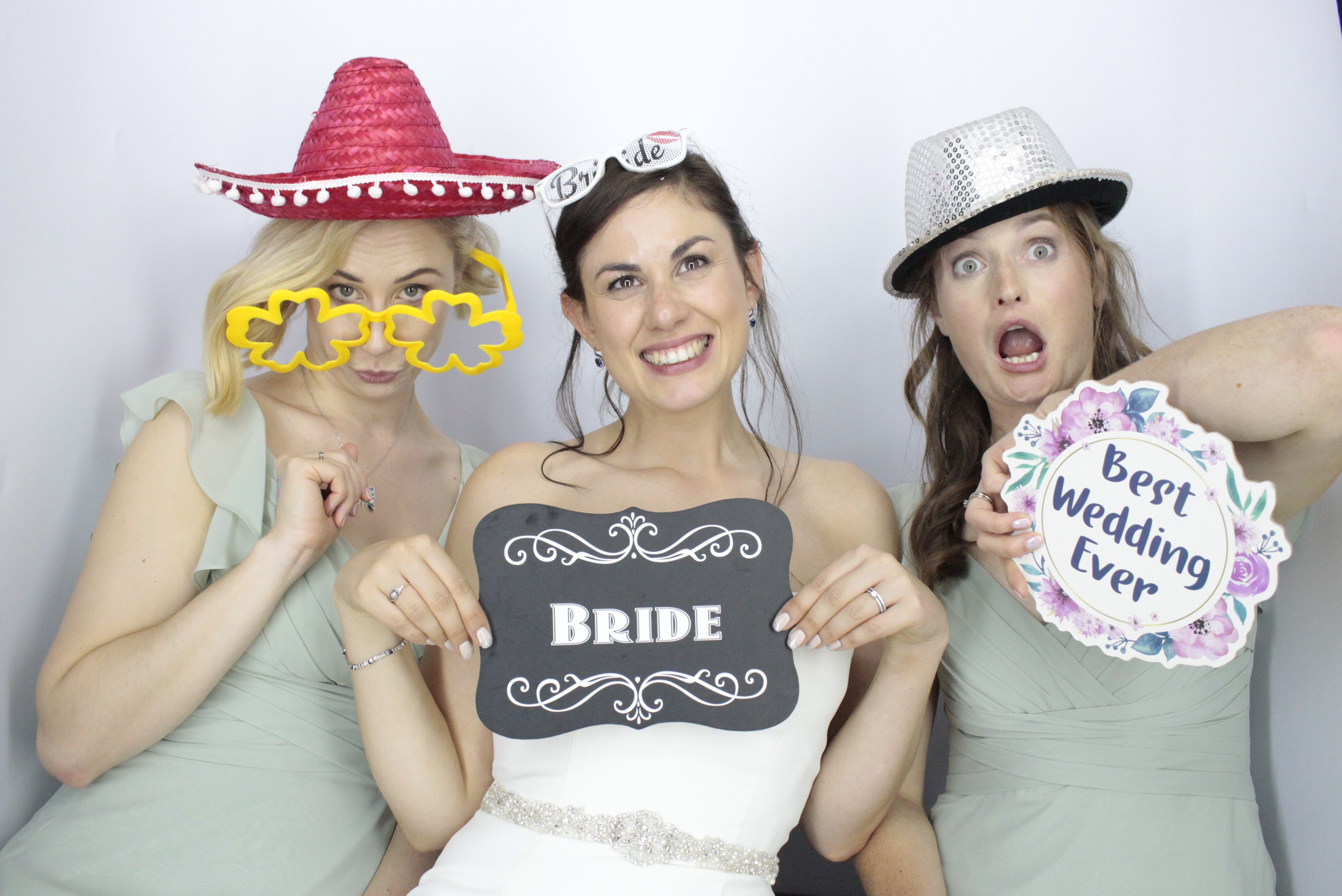 Lauren and Chris's Wedding  | View more photos from the event at gallery.myphotoboothexperience.co.uk/u/MyPhotoBoothExperienceLtd/Lauren-and-Chriss-Wedding