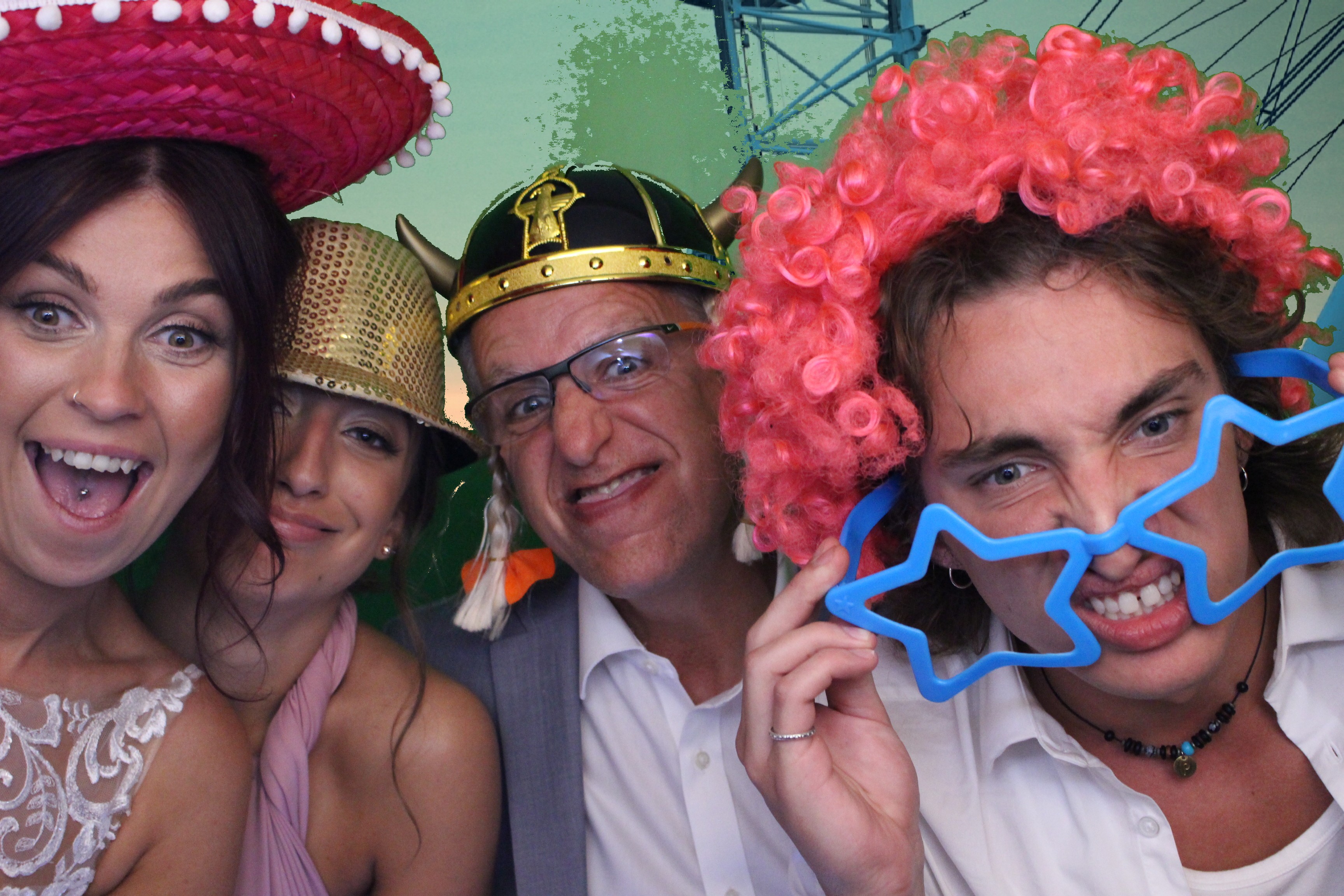 Leah & Kev's Wedding | View more photos from the event at gallery.myphotoboothexperience.co.uk/u/MyPhotoBoothExperienceLtd/Leah-Kevs-Wedding