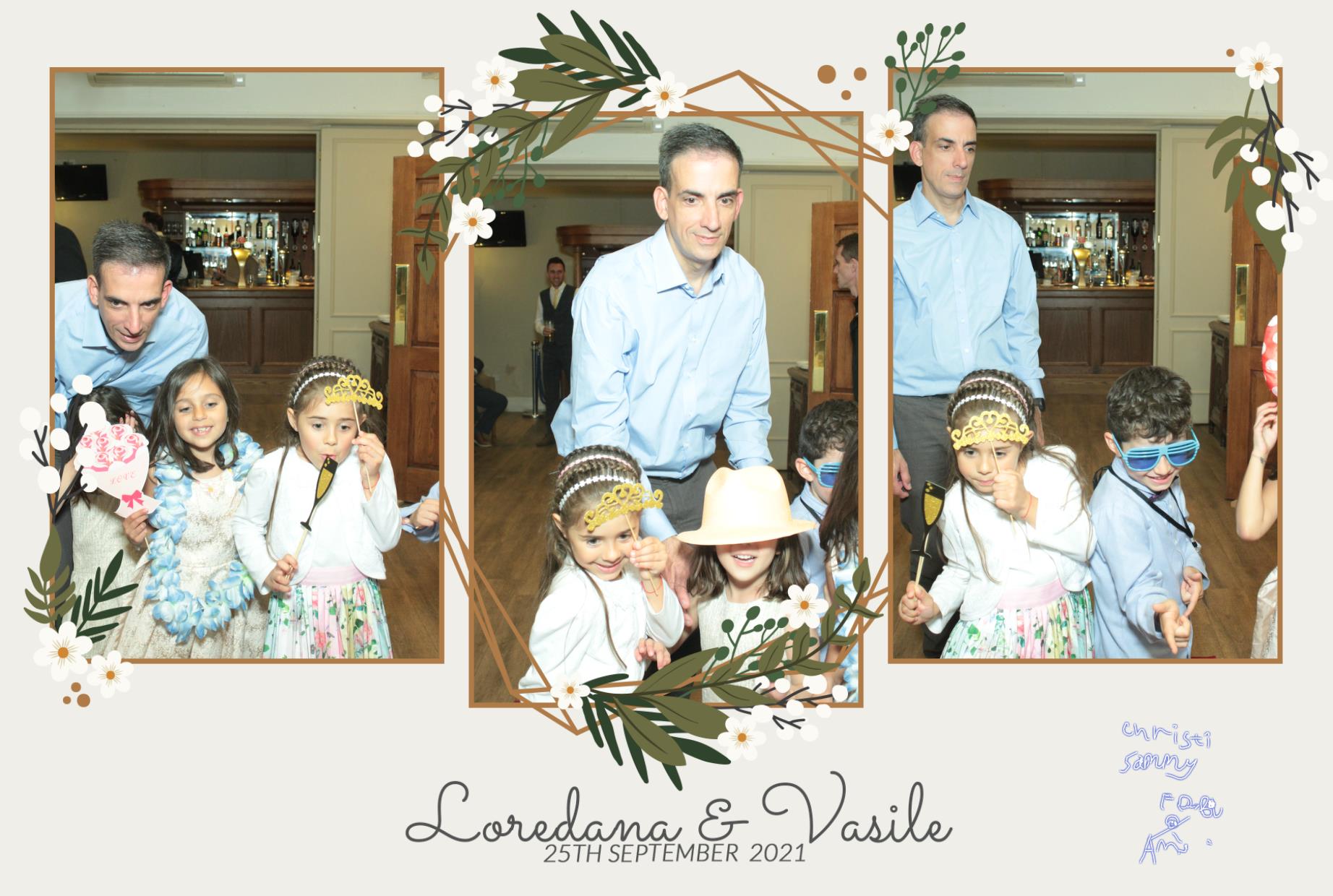 Loredana and Vasile's Wedding | View more photos from the event at gallery.myphotoboothexperience.co.uk/u/MyPhotoBoothExperienceLtd/Loredana-and-Vasiles-Wedding