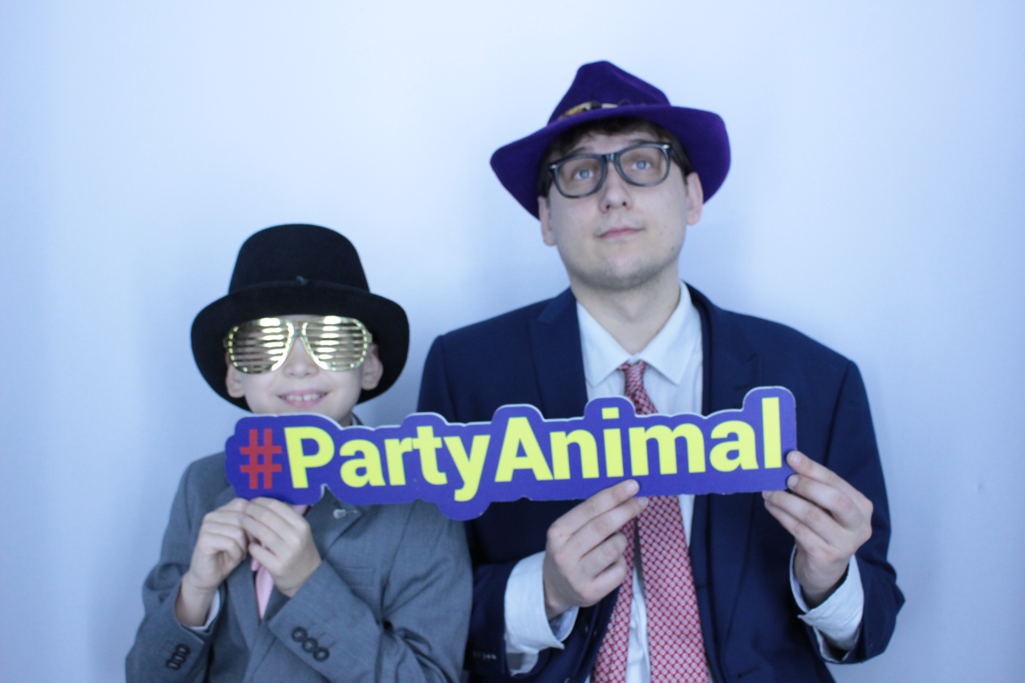 Loz and Lizzie's Anniversary Party | View more photos from the event at gallery.myphotoboothexperience.co.uk/u/MyPhotoBoothExperienceLtd/Loz-and-Lizzies-Anniversary-Party