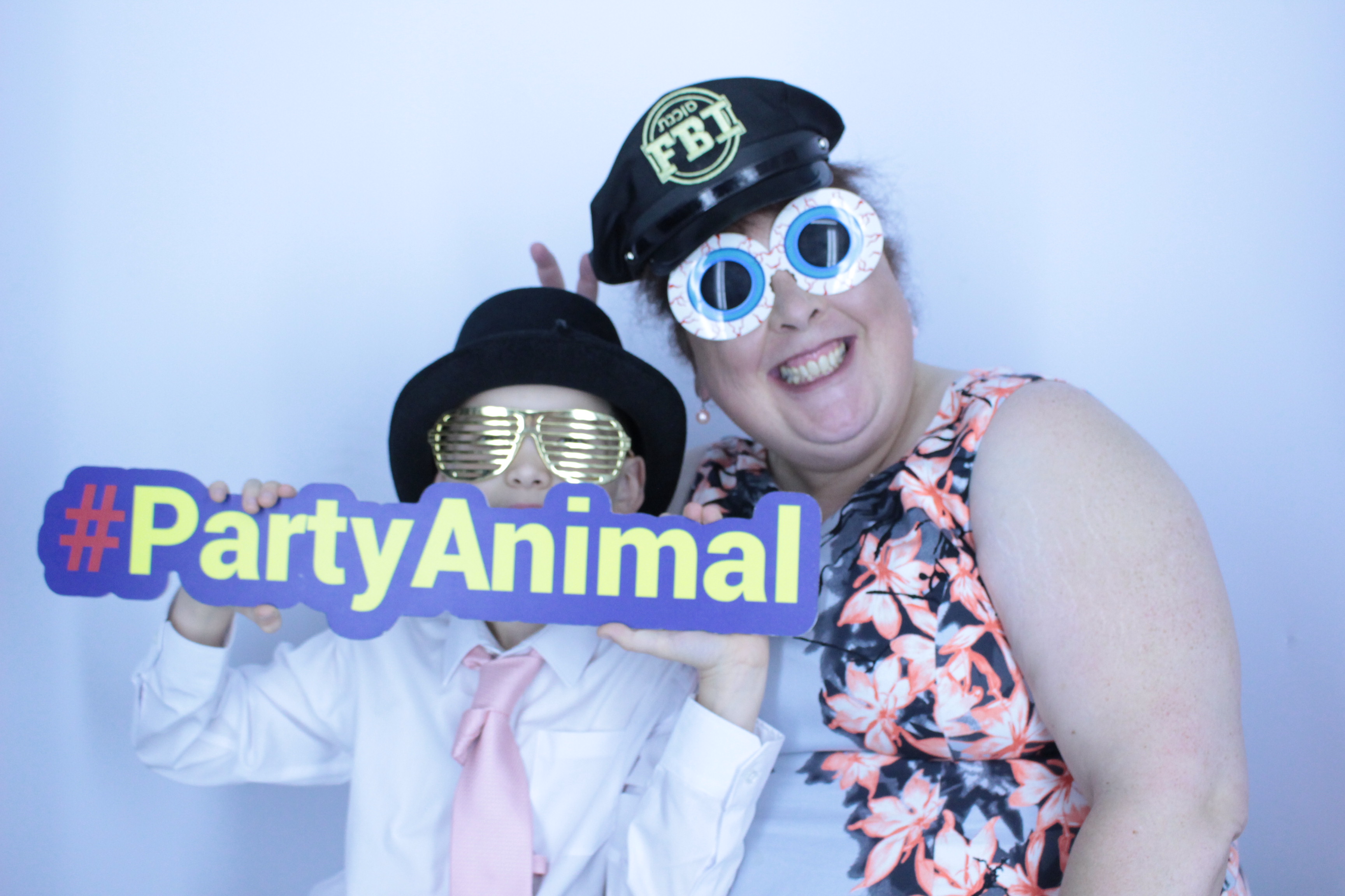 Loz and Lizzie's Anniversary Party | View more photos from the event at gallery.myphotoboothexperience.co.uk/u/MyPhotoBoothExperienceLtd/Loz-and-Lizzies-Anniversary-Party
