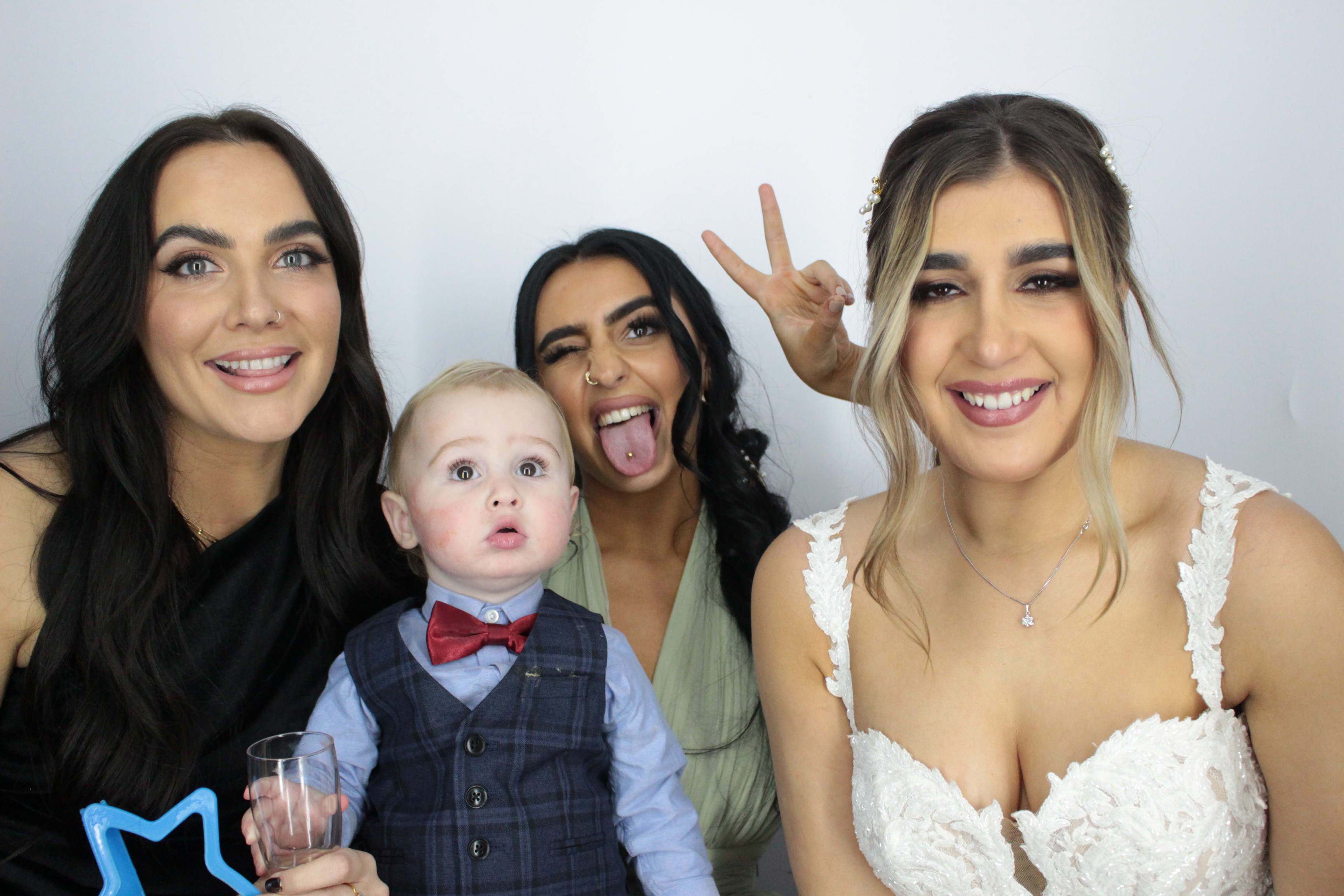 Luke & Ayesha's Wedding | View more photos from the event at gallery.myphotoboothexperience.co.uk/u/MyPhotoBoothExperienceLtd/Luke-Ayeshas-Wedding