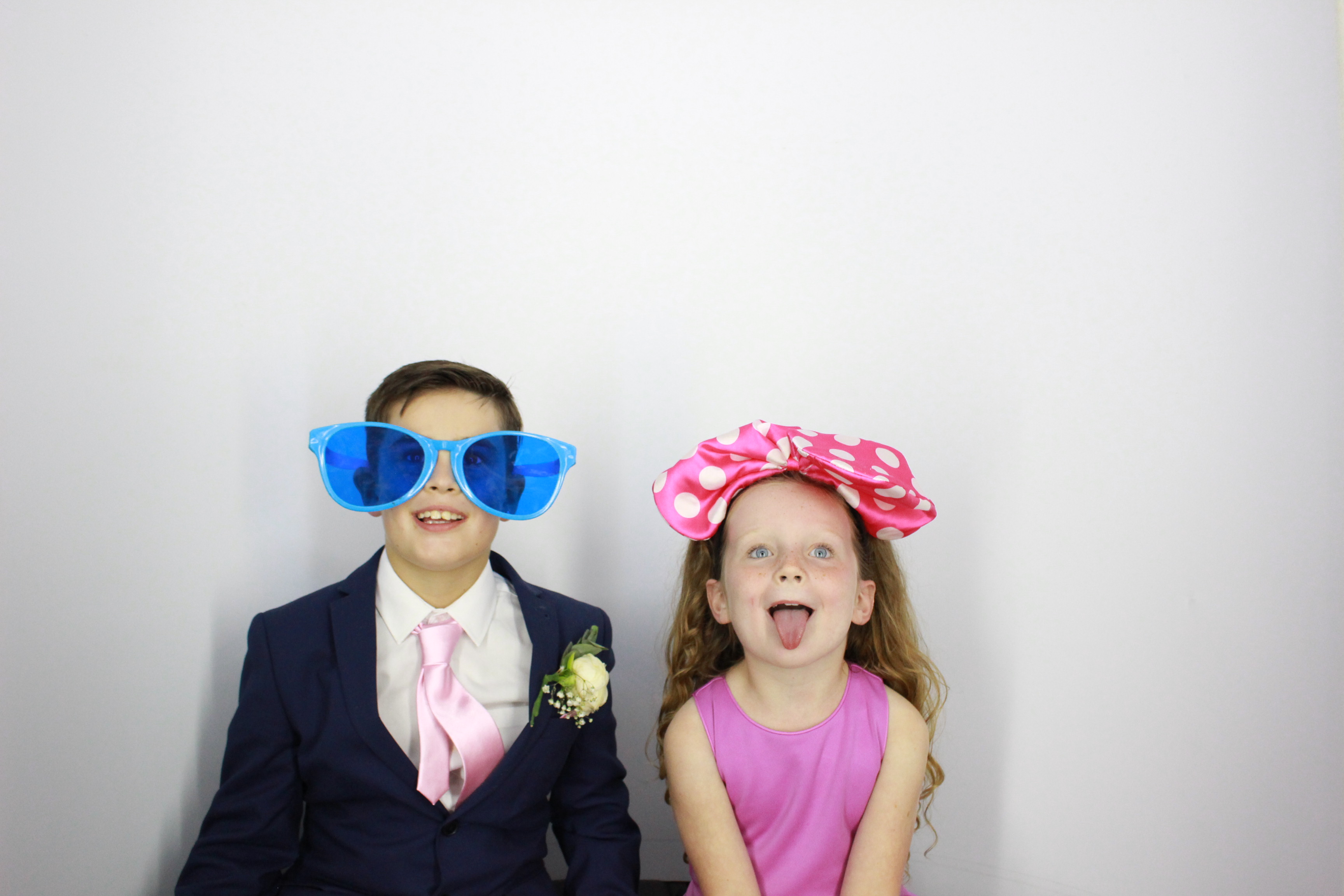 Matt and Lindsay's Wedding  | View more photos from the event at gallery.myphotoboothexperience.co.uk/u/MyPhotoBoothExperienceLtd/Matt-and-Lindsays-Wedding
