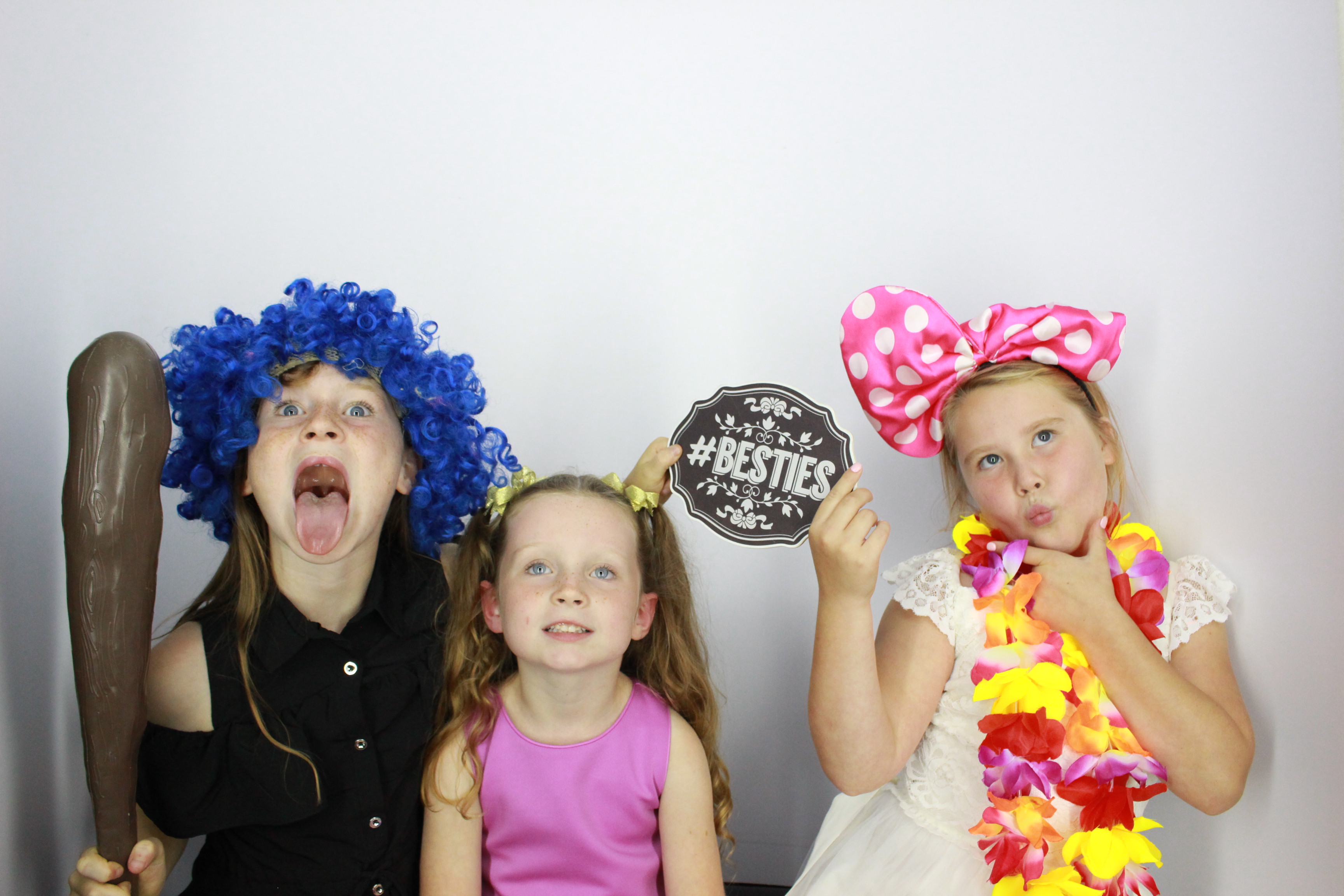 Matt and Lindsay's Wedding  | View more photos from the event at gallery.myphotoboothexperience.co.uk/u/MyPhotoBoothExperienceLtd/Matt-and-Lindsays-Wedding