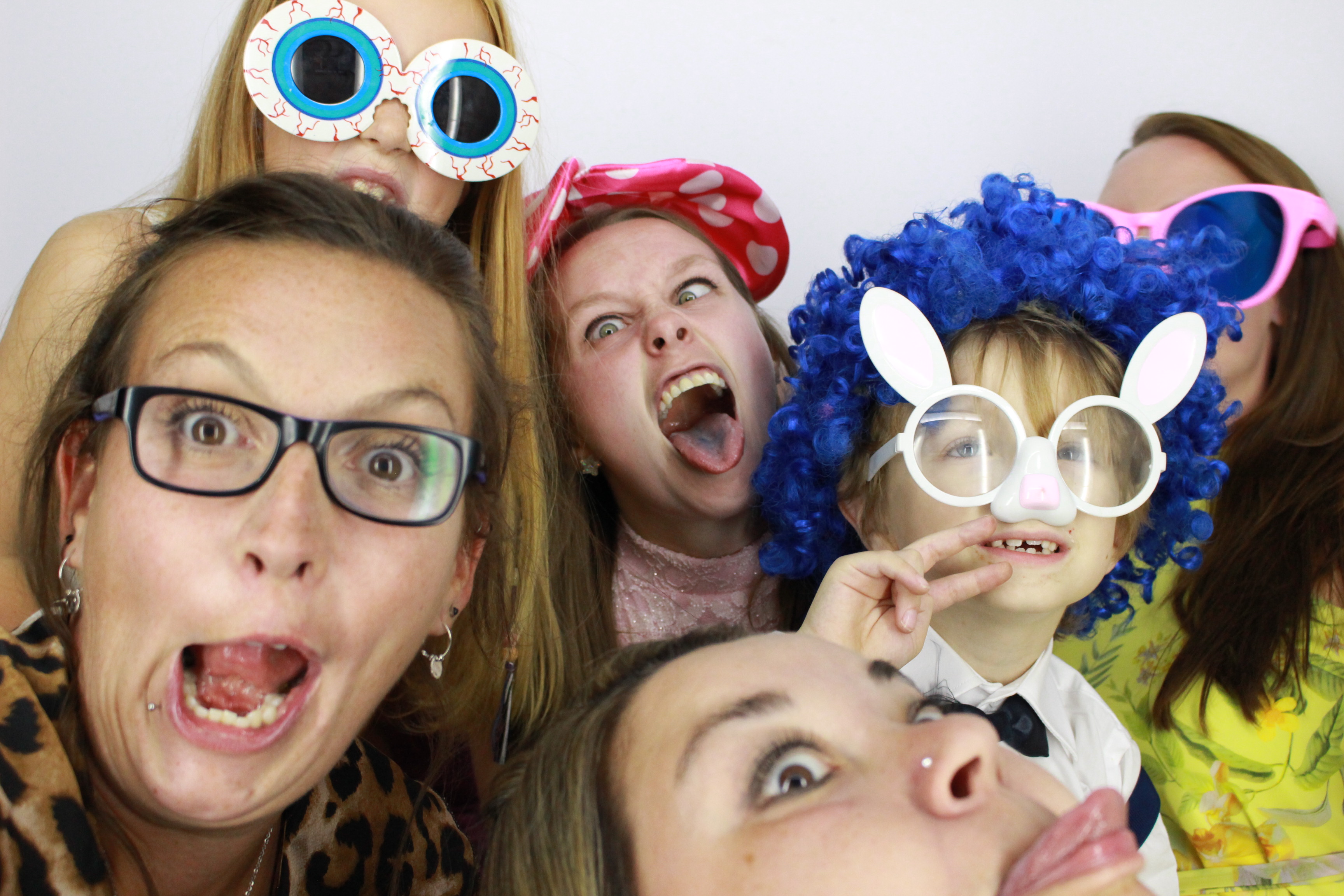 Matt and Lindsay's Wedding  | View more photos from the event at gallery.myphotoboothexperience.co.uk/u/MyPhotoBoothExperienceLtd/Matt-and-Lindsays-Wedding