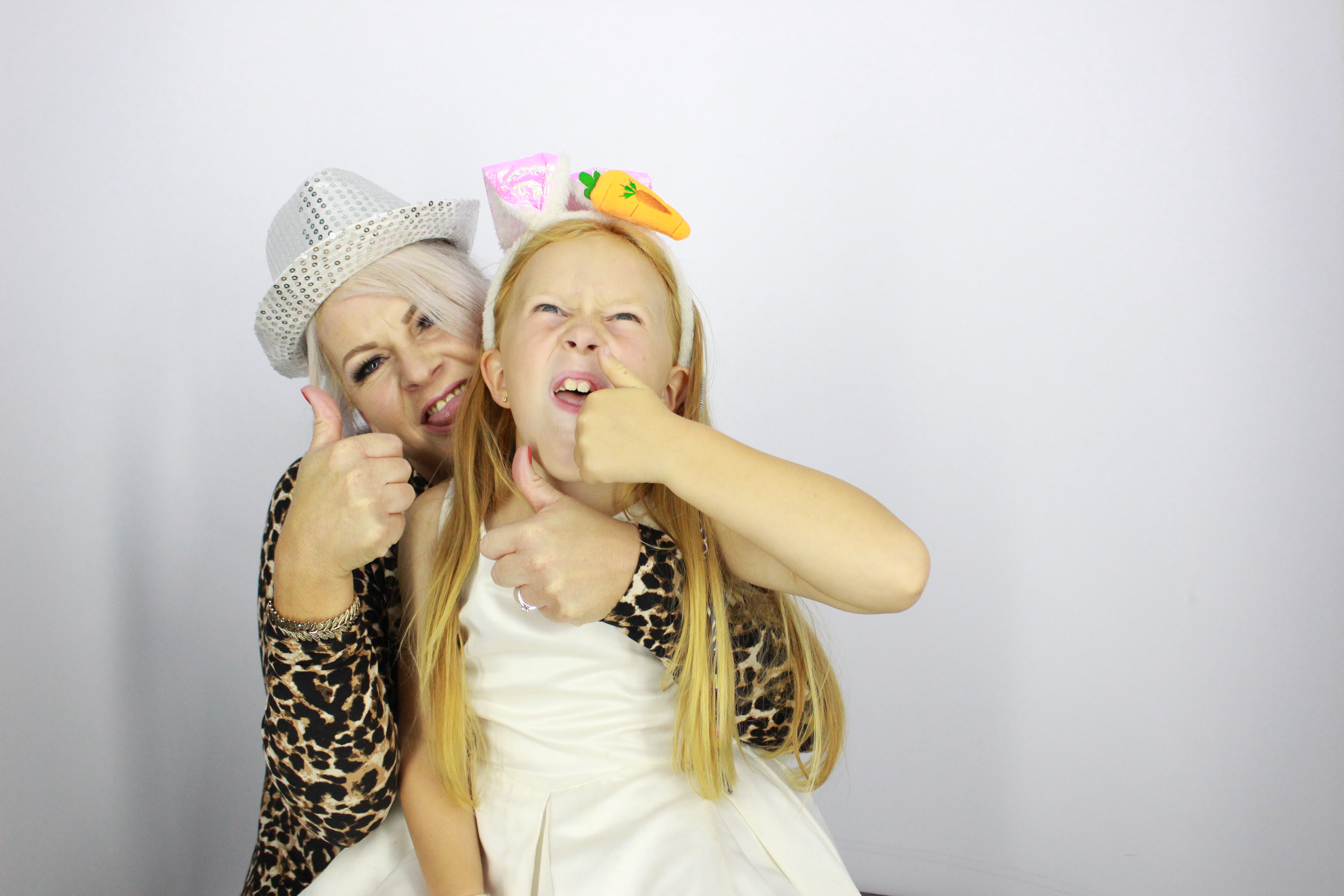 Matt and Lindsay's Wedding  | View more photos from the event at gallery.myphotoboothexperience.co.uk/u/MyPhotoBoothExperienceLtd/Matt-and-Lindsays-Wedding