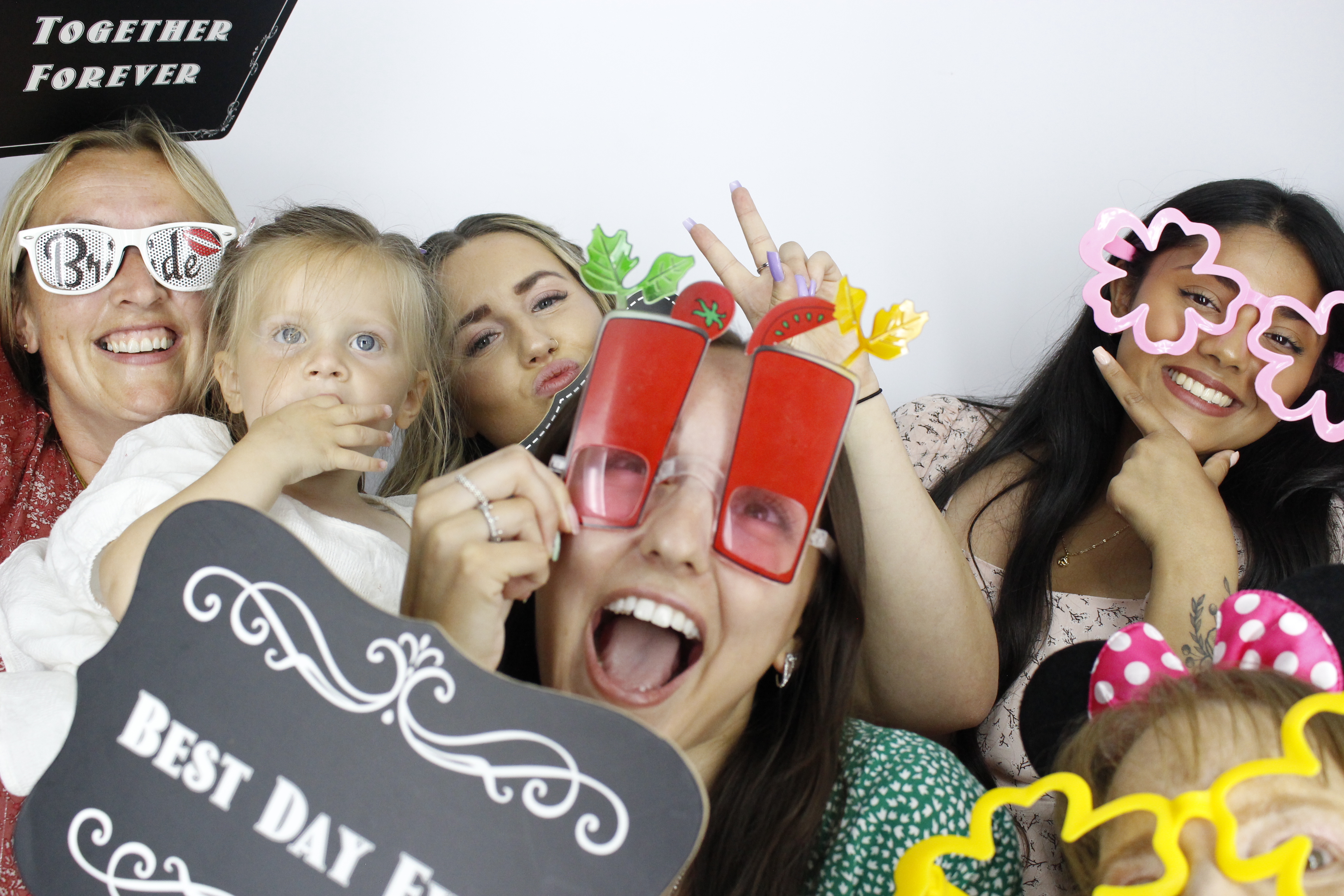 Matthew and Sasha's Wedding  | View more photos from the event at gallery.myphotoboothexperience.co.uk/u/MyPhotoBoothExperienceLtd/Matthew-and-Sashas-Wedding