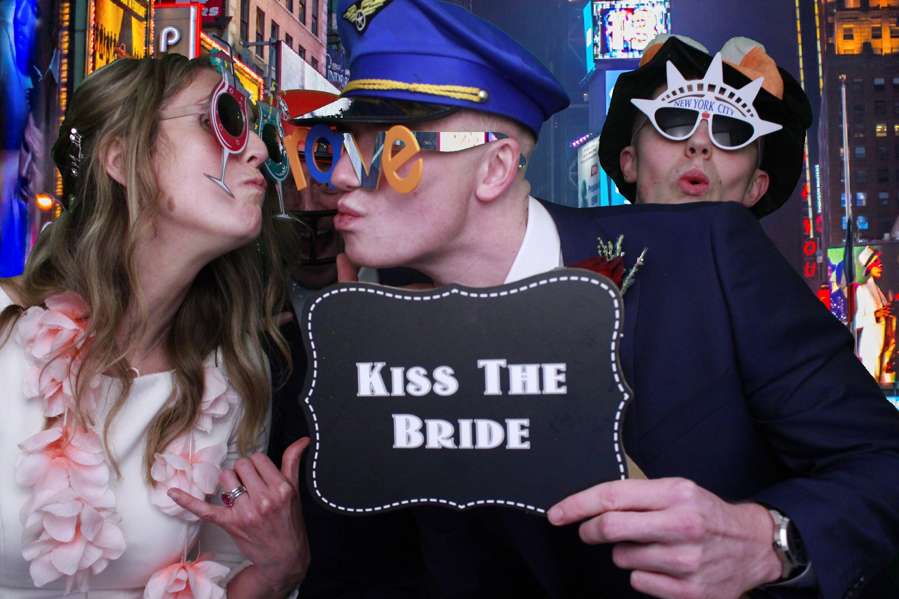 Michelle & David's Wedding  | View more photos from the event at gallery.myphotoboothexperience.co.uk/u/MyPhotoBoothExperienceLtd/Michelle-Davids-Wedding