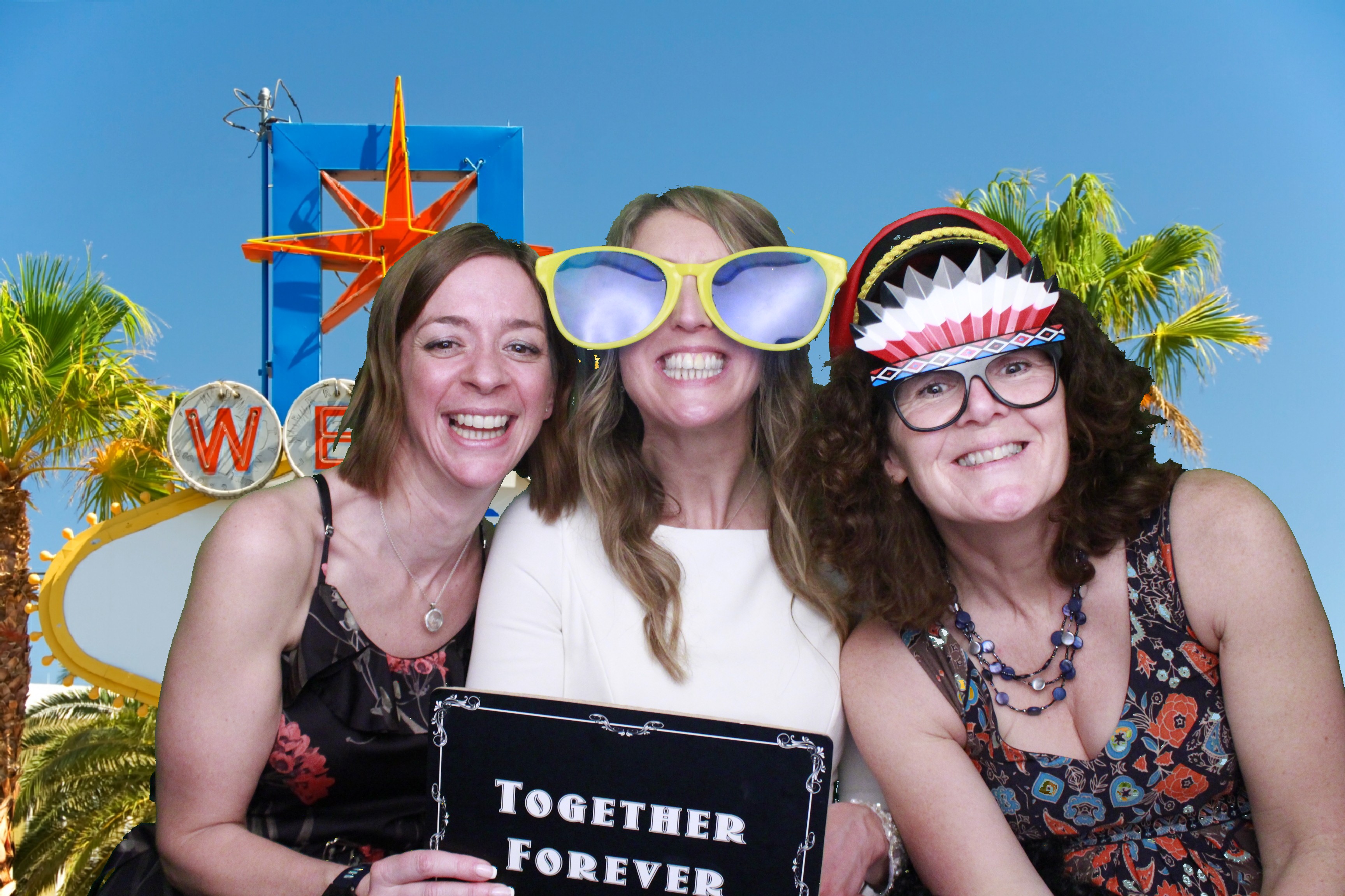 Michelle & David's Wedding  | View more photos from the event at gallery.myphotoboothexperience.co.uk/u/MyPhotoBoothExperienceLtd/Michelle-Davids-Wedding