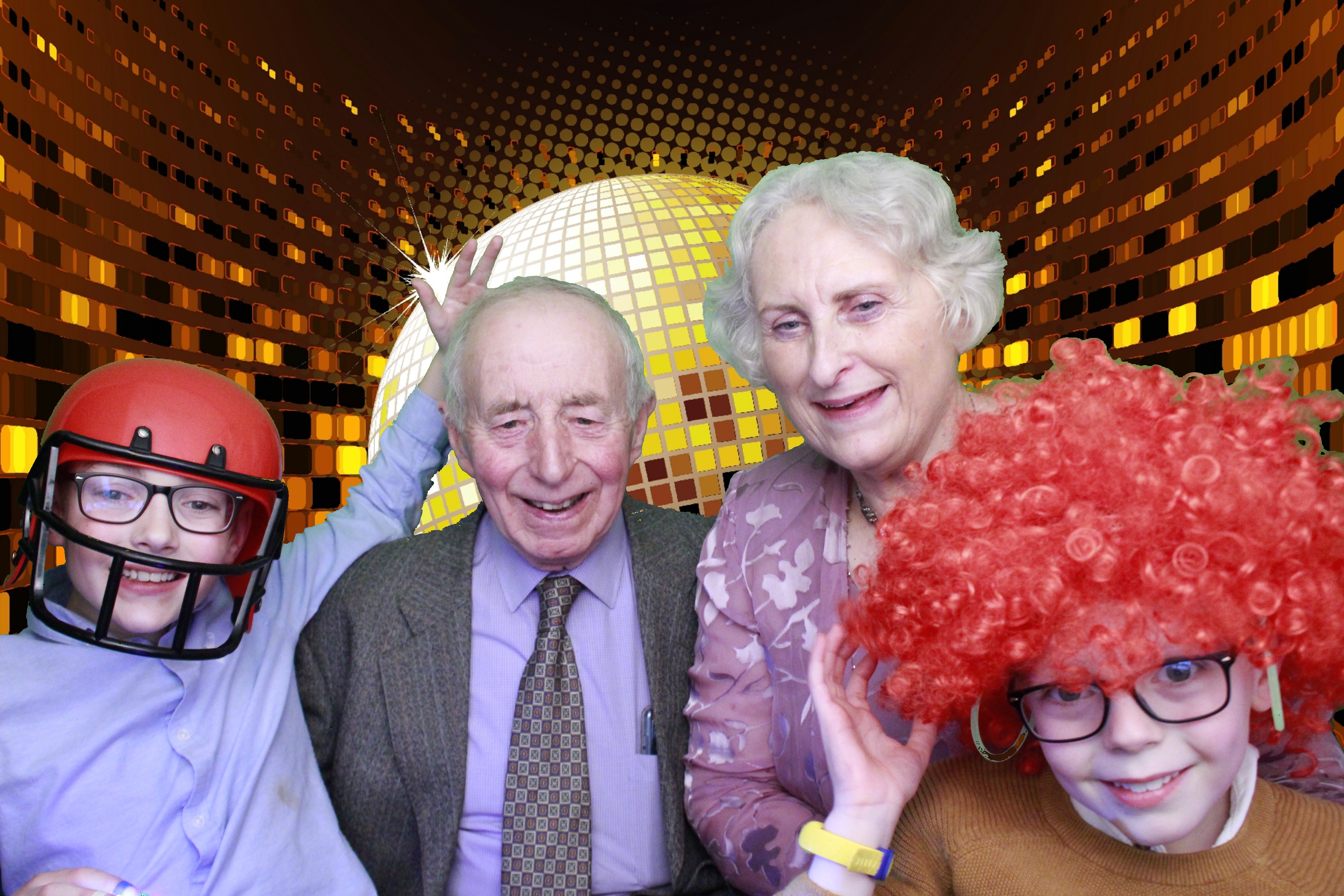 Michelle & David's Wedding  | View more photos from the event at gallery.myphotoboothexperience.co.uk/u/MyPhotoBoothExperienceLtd/Michelle-Davids-Wedding