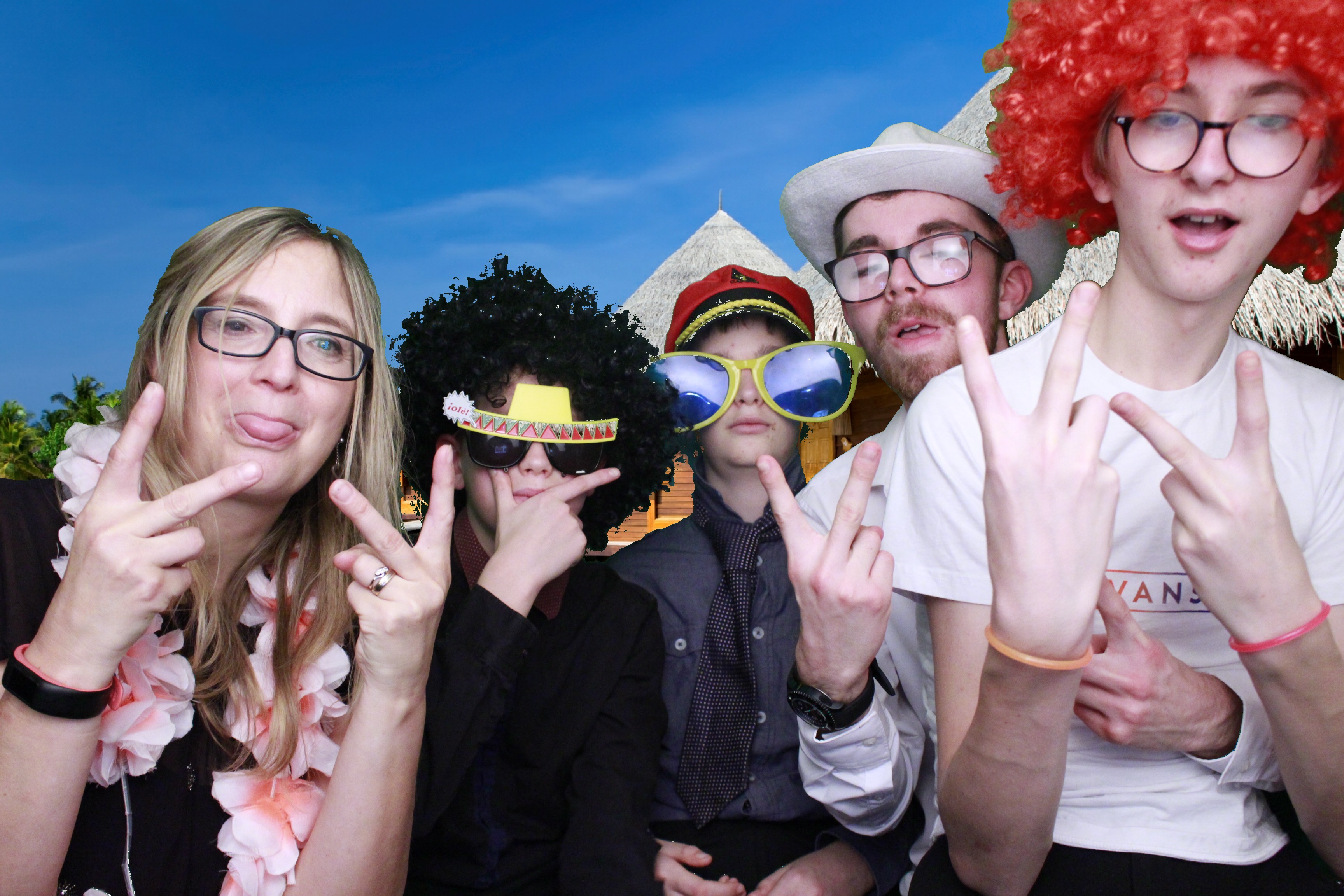 Michelle & David's Wedding  | View more photos from the event at gallery.myphotoboothexperience.co.uk/u/MyPhotoBoothExperienceLtd/Michelle-Davids-Wedding