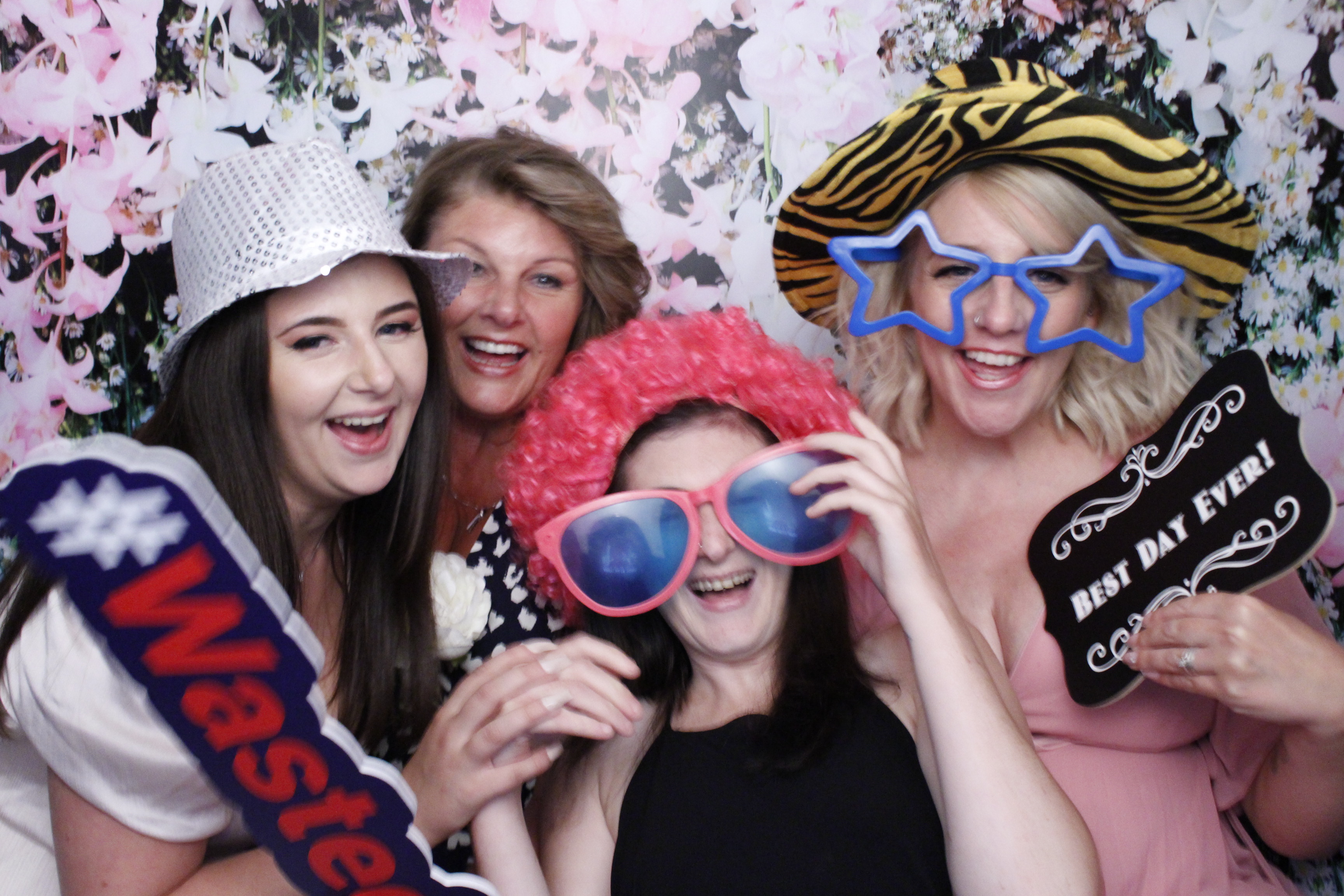 Mr & Mrs Bishop's Wedding | View more photos from the event at gallery.myphotoboothexperience.co.uk/u/MyPhotoBoothExperienceLtd/Mr-Mrs-Bishops-Wedding