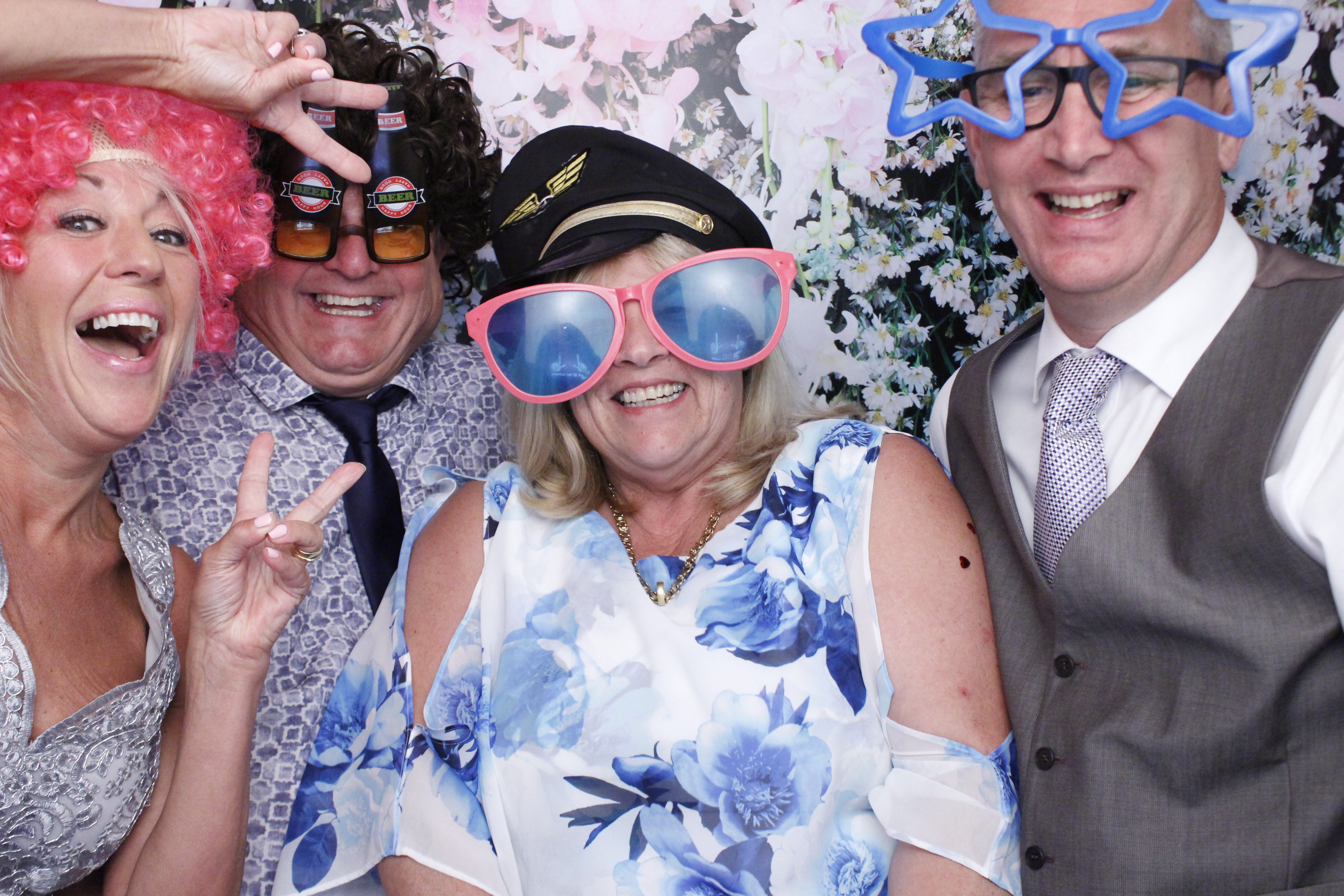 Mr & Mrs Bishop's Wedding | View more photos from the event at gallery.myphotoboothexperience.co.uk/u/MyPhotoBoothExperienceLtd/Mr-Mrs-Bishops-Wedding