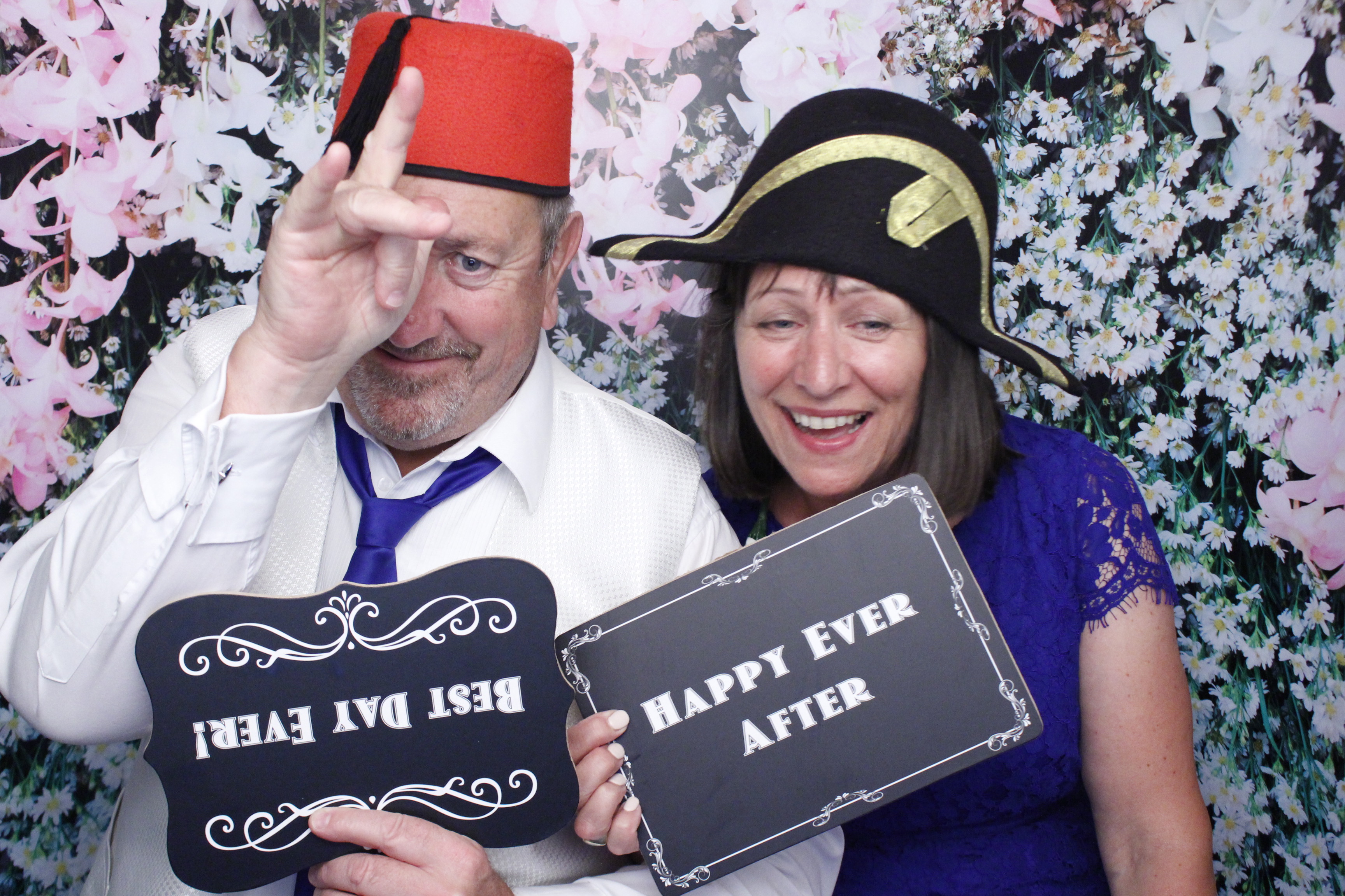 Mr & Mrs Bishop's Wedding | View more photos from the event at gallery.myphotoboothexperience.co.uk/u/MyPhotoBoothExperienceLtd/Mr-Mrs-Bishops-Wedding