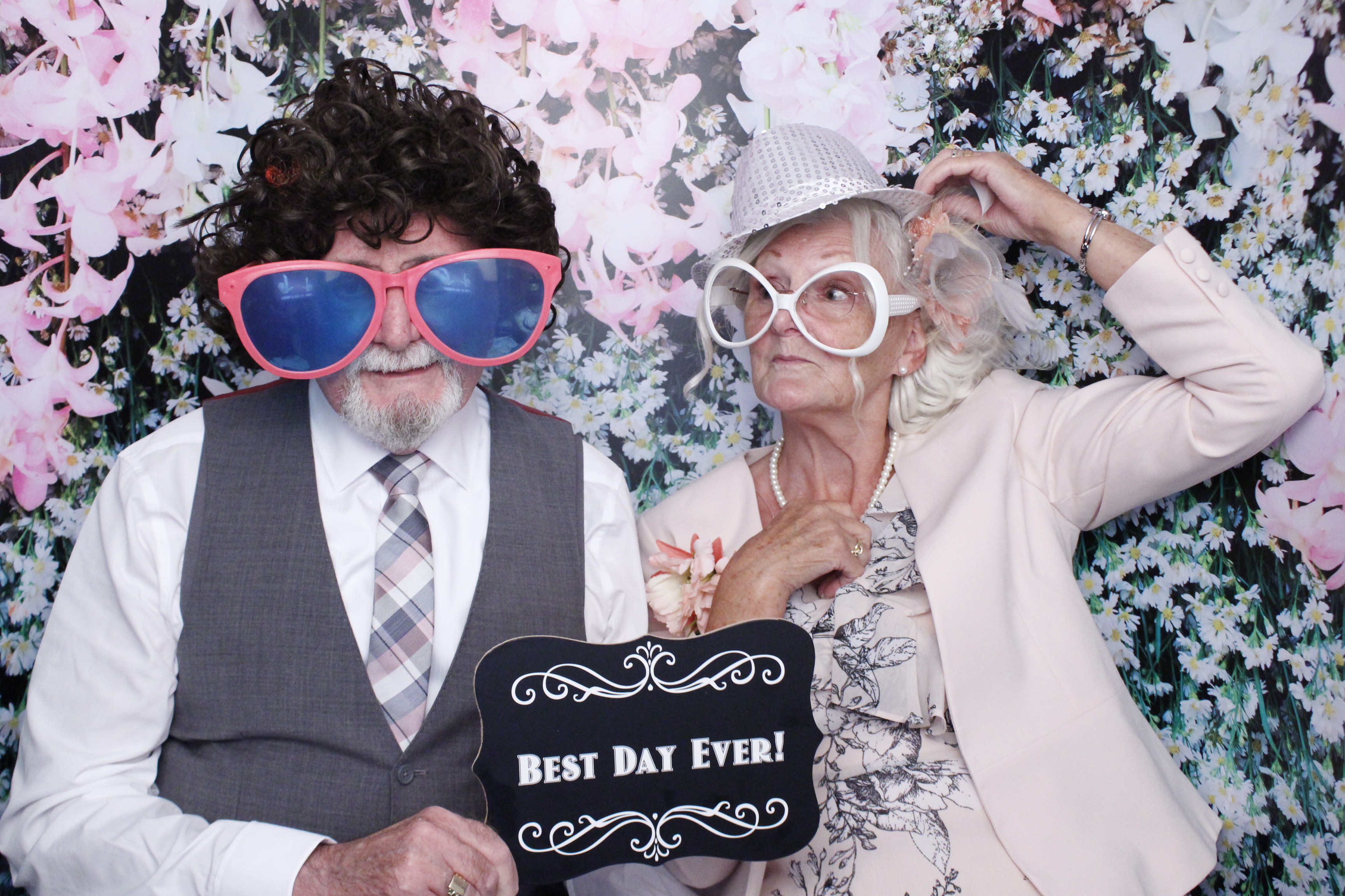 Mr & Mrs Bishop's Wedding | View more photos from the event at gallery.myphotoboothexperience.co.uk/u/MyPhotoBoothExperienceLtd/Mr-Mrs-Bishops-Wedding