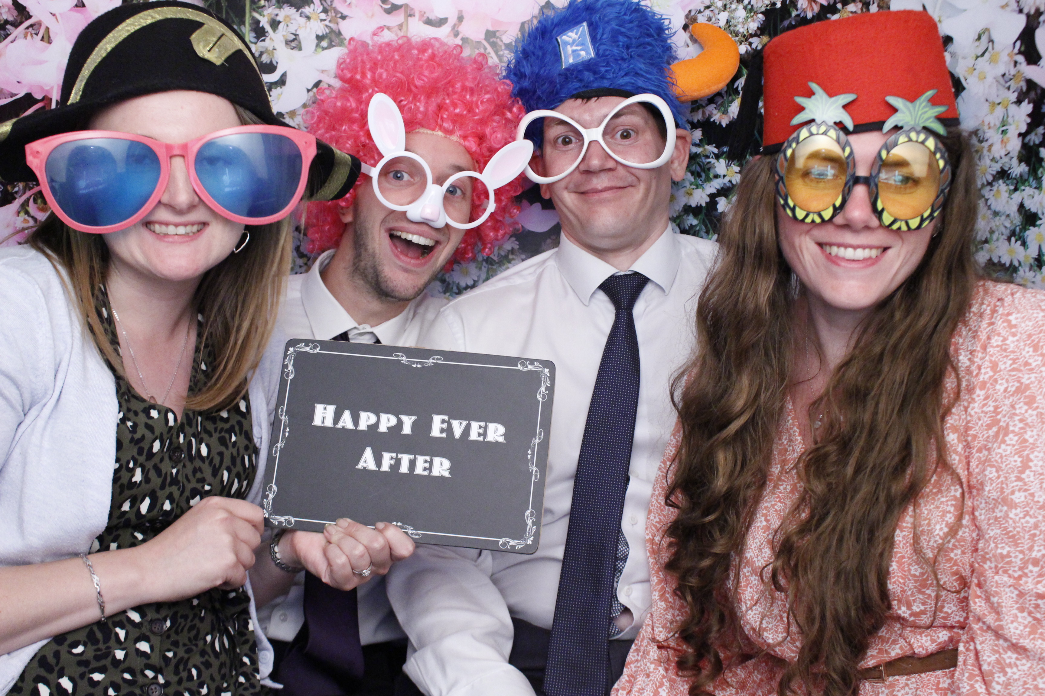 Mr & Mrs Bishop's Wedding | View more photos from the event at gallery.myphotoboothexperience.co.uk/u/MyPhotoBoothExperienceLtd/Mr-Mrs-Bishops-Wedding