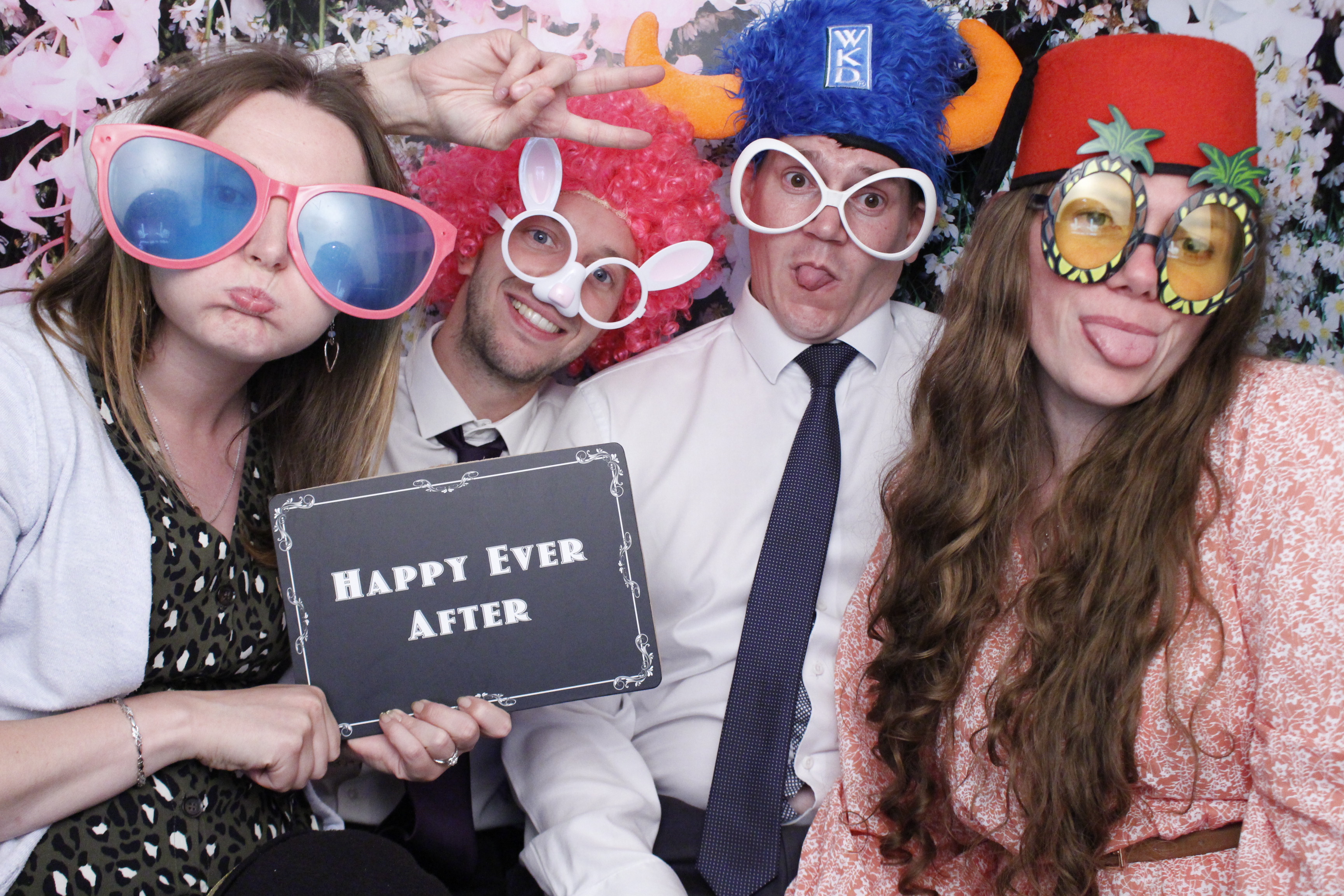 Mr & Mrs Bishop's Wedding | View more photos from the event at gallery.myphotoboothexperience.co.uk/u/MyPhotoBoothExperienceLtd/Mr-Mrs-Bishops-Wedding