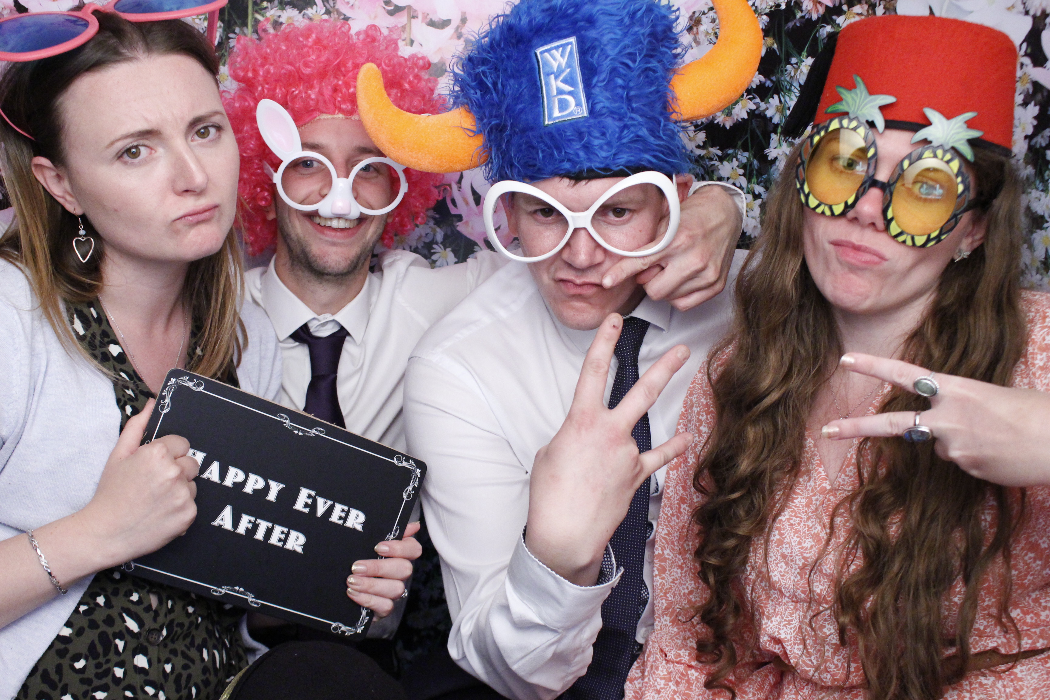 Mr & Mrs Bishop's Wedding | View more photos from the event at gallery.myphotoboothexperience.co.uk/u/MyPhotoBoothExperienceLtd/Mr-Mrs-Bishops-Wedding