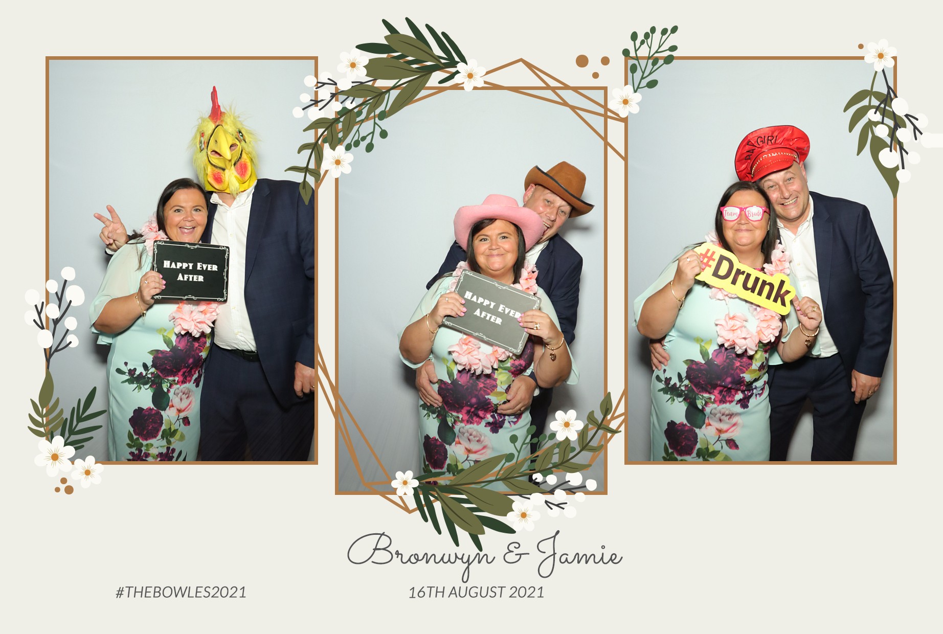 Mr & Mrs Bowles | View more photos from the event at gallery.myphotoboothexperience.co.uk/u/MyPhotoBoothExperienceLtd/Mr-Mrs-Bowles-0