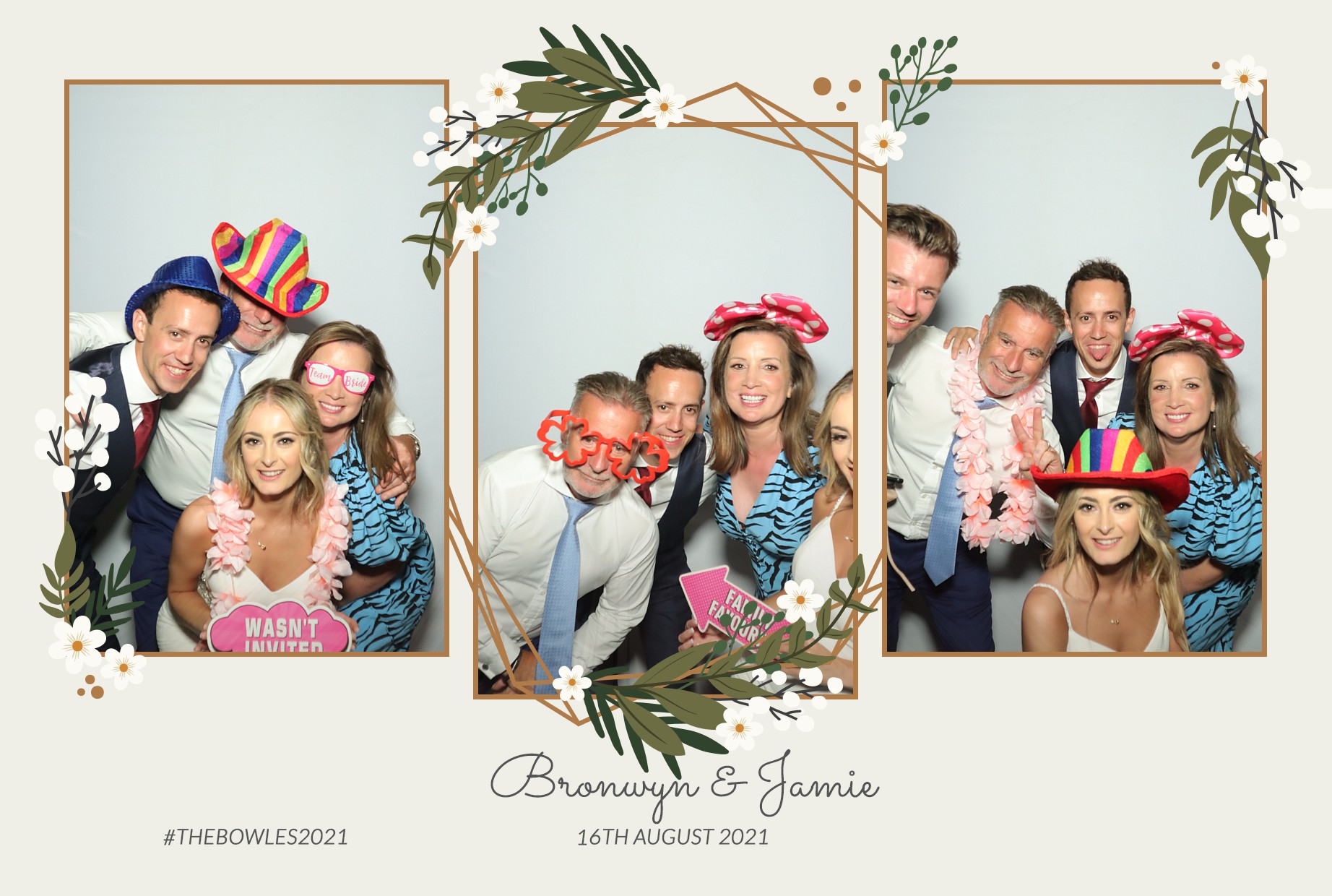 Mr & Mrs Bowles | View more photos from the event at gallery.myphotoboothexperience.co.uk/u/MyPhotoBoothExperienceLtd/Mr-Mrs-Bowles-0