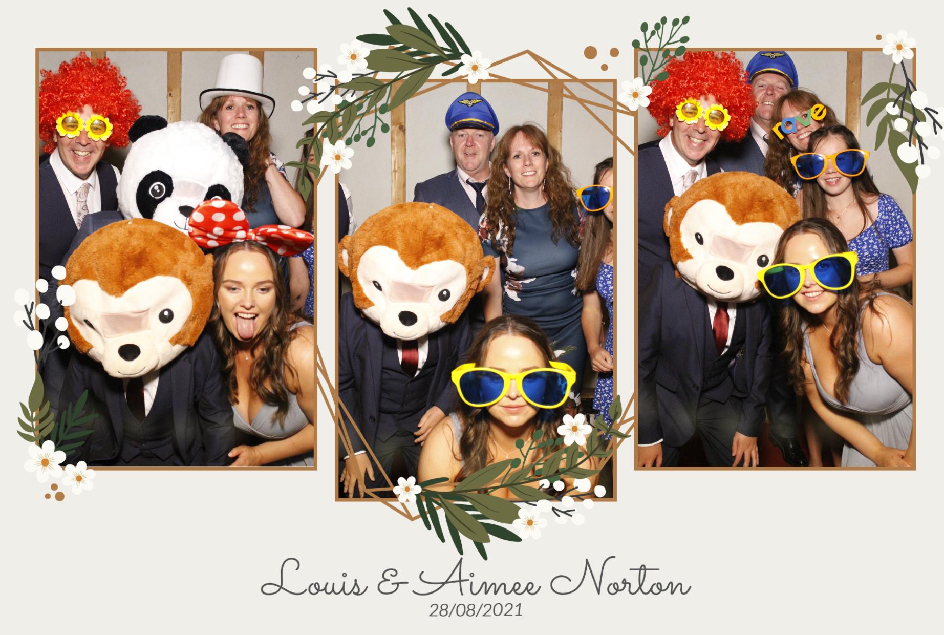 Mr & Mrs Norton | View more photos from the event at gallery.myphotoboothexperience.co.uk/u/MyPhotoBoothExperienceLtd/Mr-Mrs-Norton
