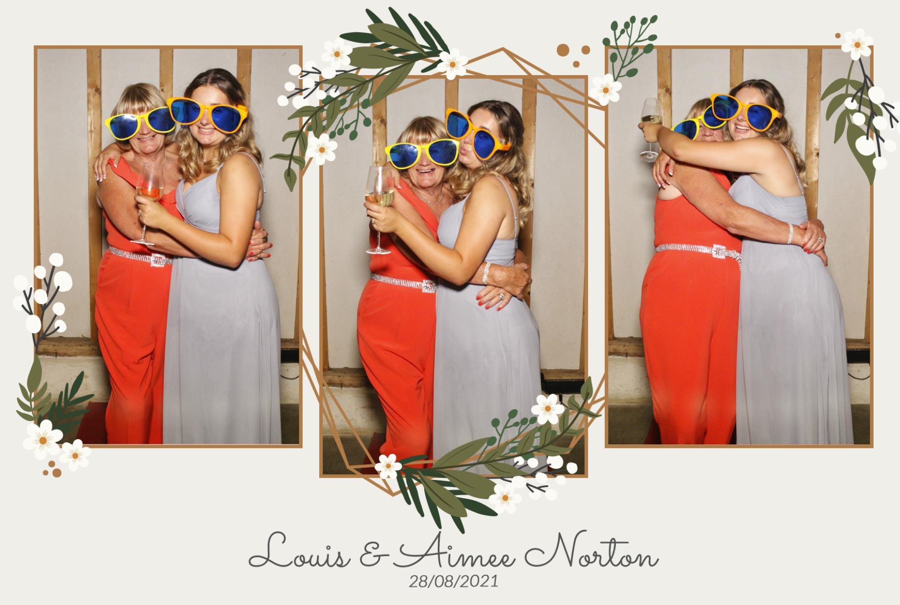 Mr & Mrs Norton | View more photos from the event at gallery.myphotoboothexperience.co.uk/u/MyPhotoBoothExperienceLtd/Mr-Mrs-Norton