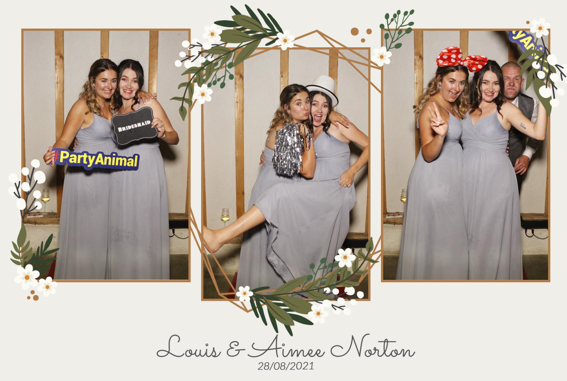 Mr & Mrs Norton | View more photos from the event at gallery.myphotoboothexperience.co.uk/u/MyPhotoBoothExperienceLtd/Mr-Mrs-Norton